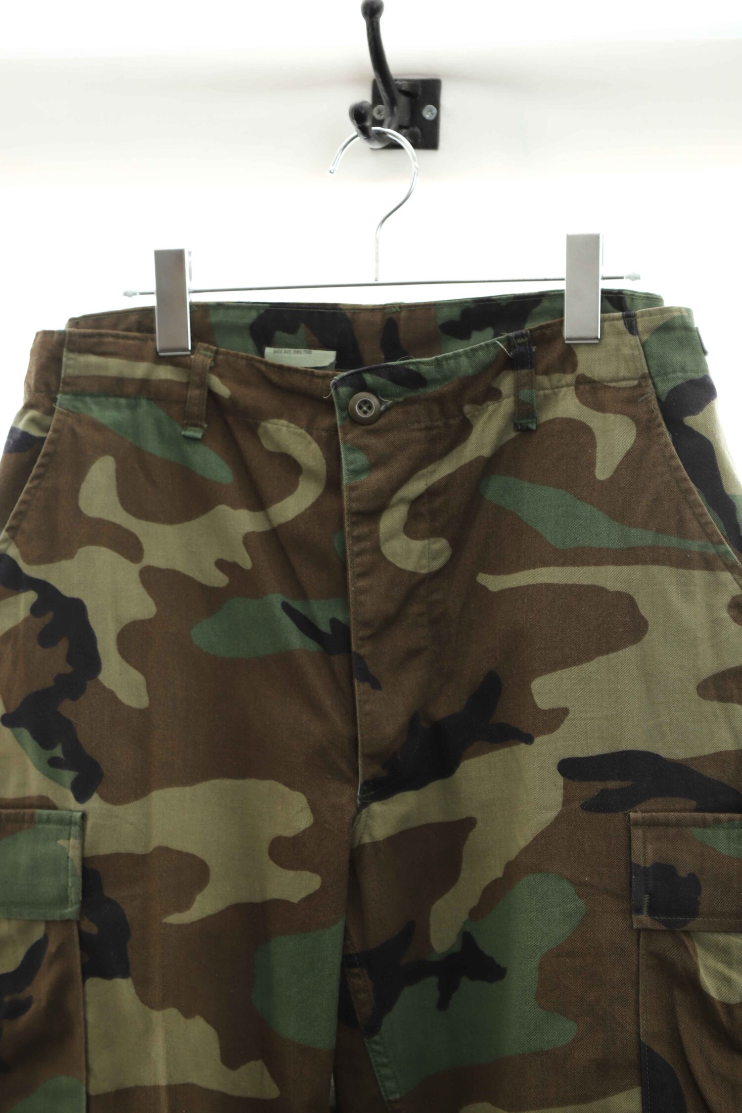 Alternative view of VINTAGE US MILITARY CARGO PANTS/W90
