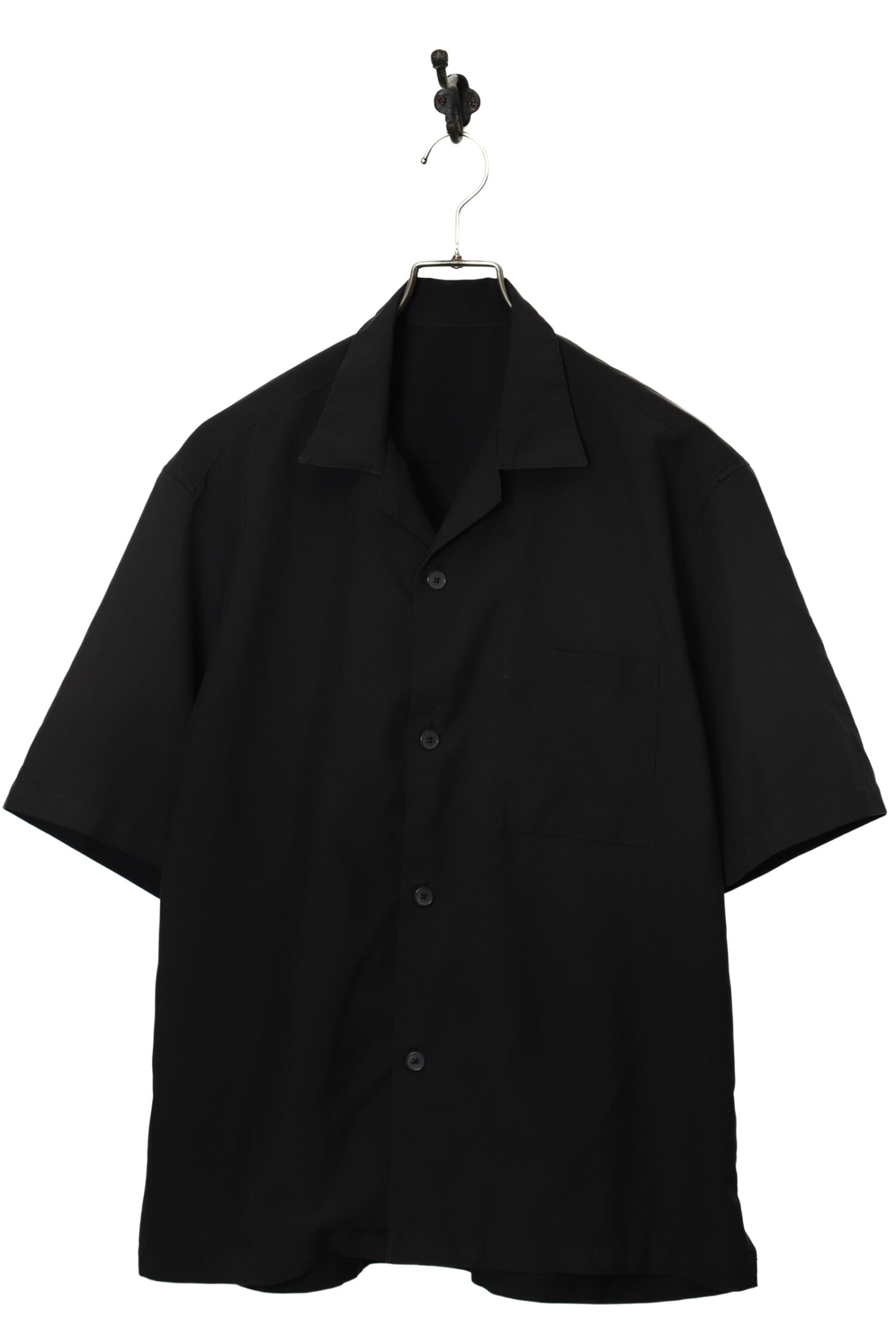 USED BLACK SHIRT/XL