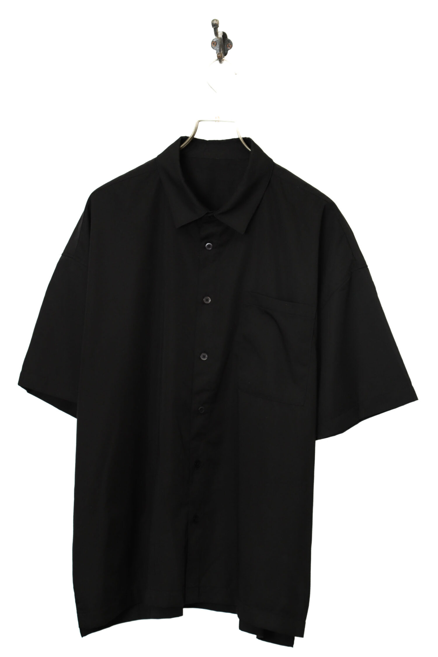 USED BLACK SHIRT/XL