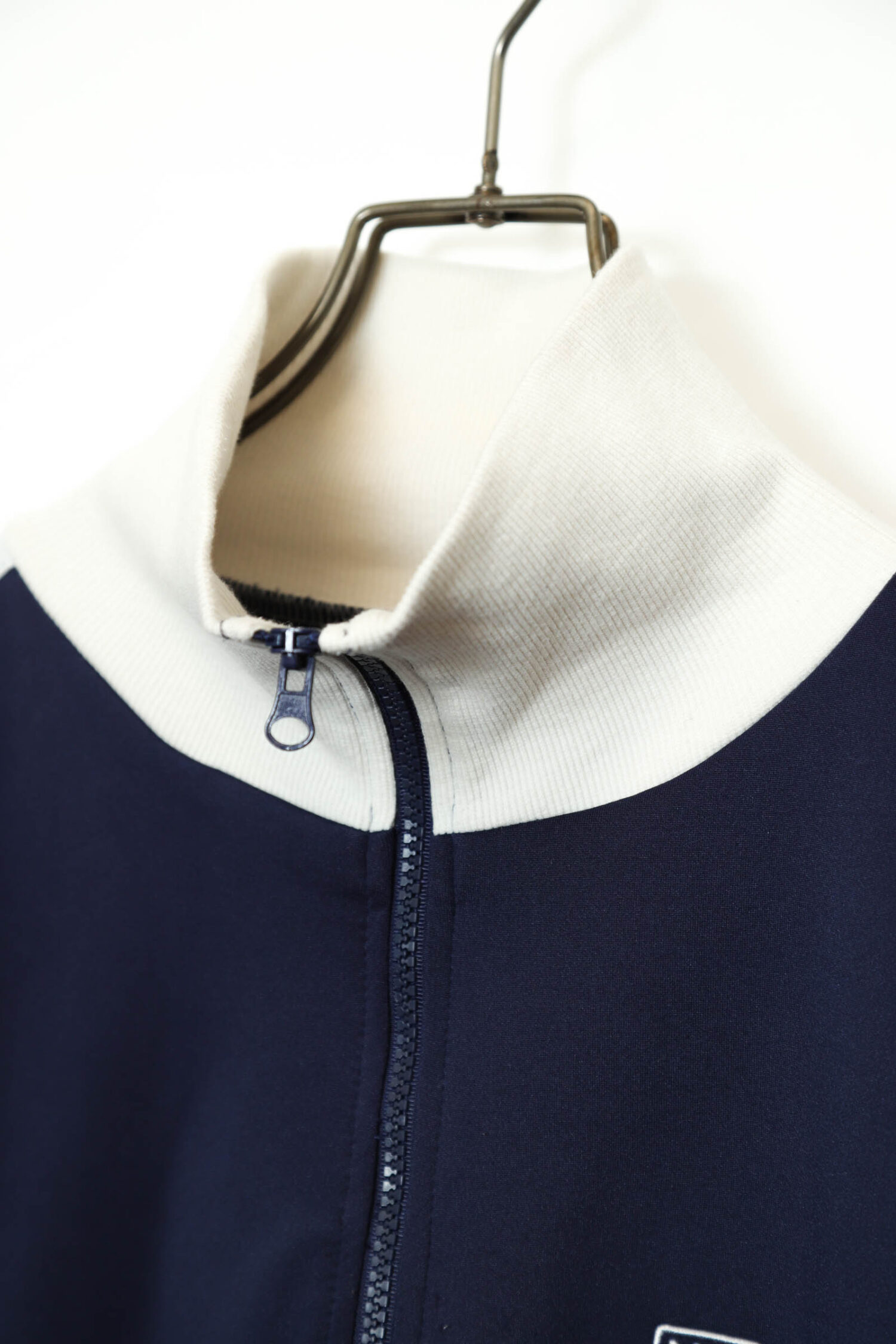 Alternative view of USED TRACK JACKET/L