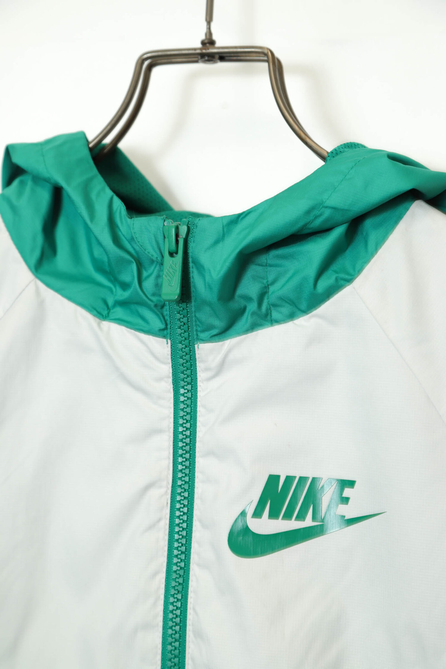 Alternative view of USED NIKE TRACK PARKA/XS