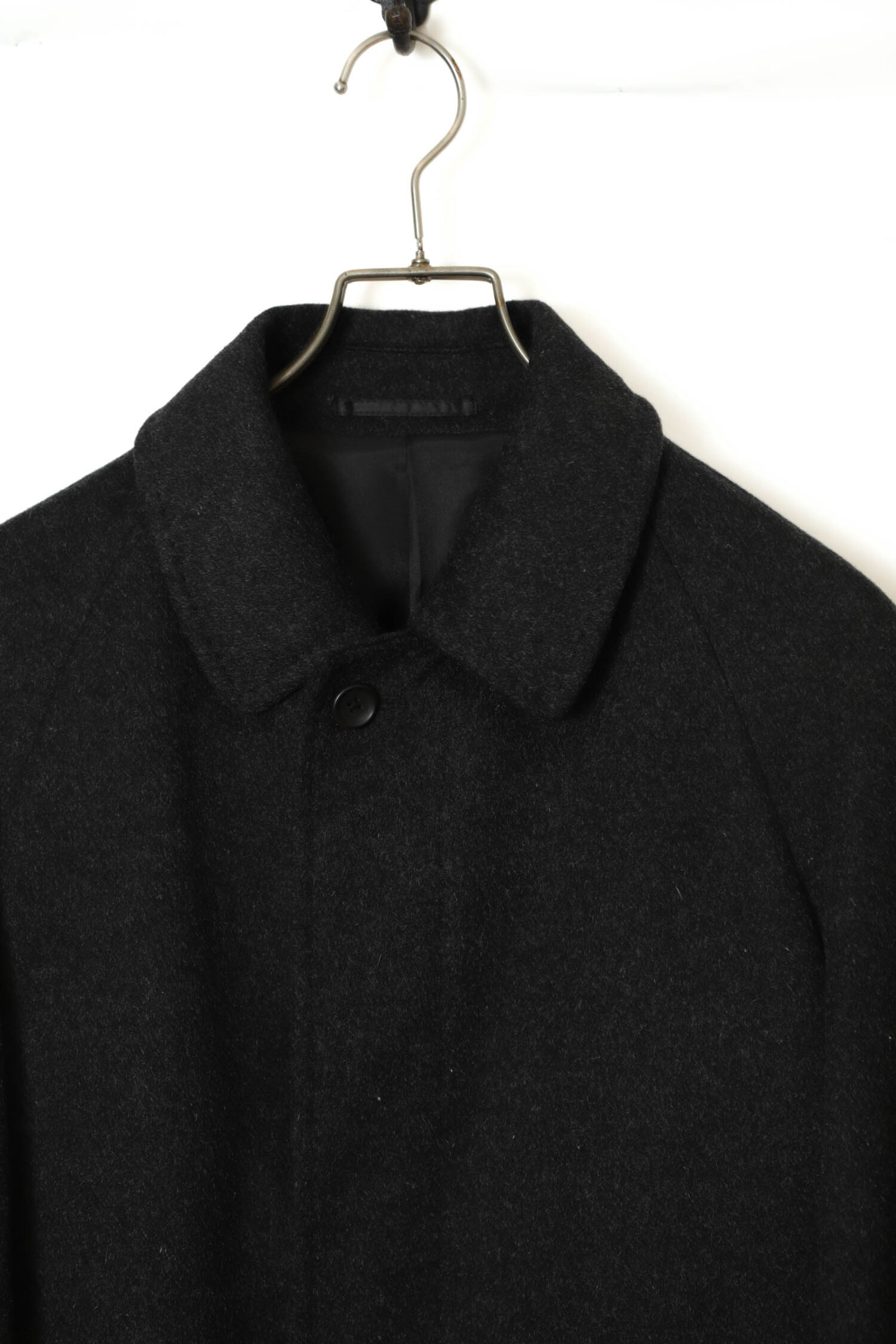 Alternative view of VINTAGE CASHMERE WOOL CONVERTIBLE COLLAR COAT/L