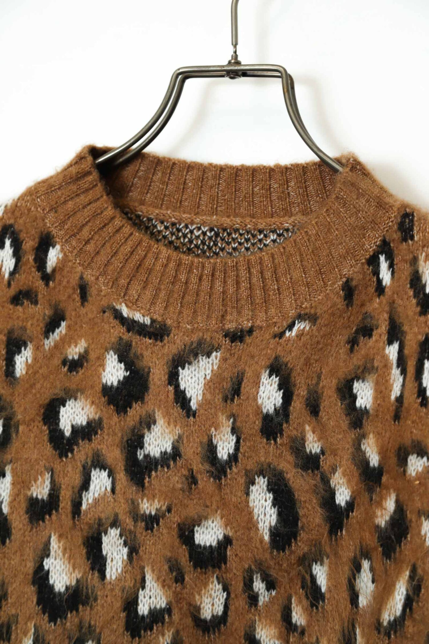 Alternative view of VINTAGE LEOPARD PATTERN KNITED SWEATER/L