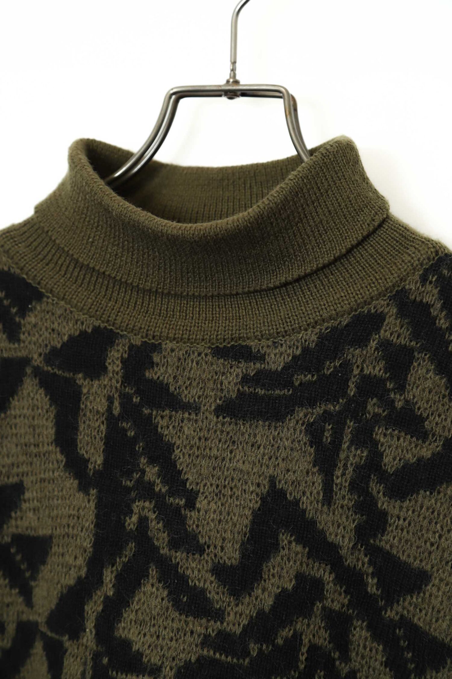 Alternative view of VINATGE PATTERN KNITED SWEATER/L