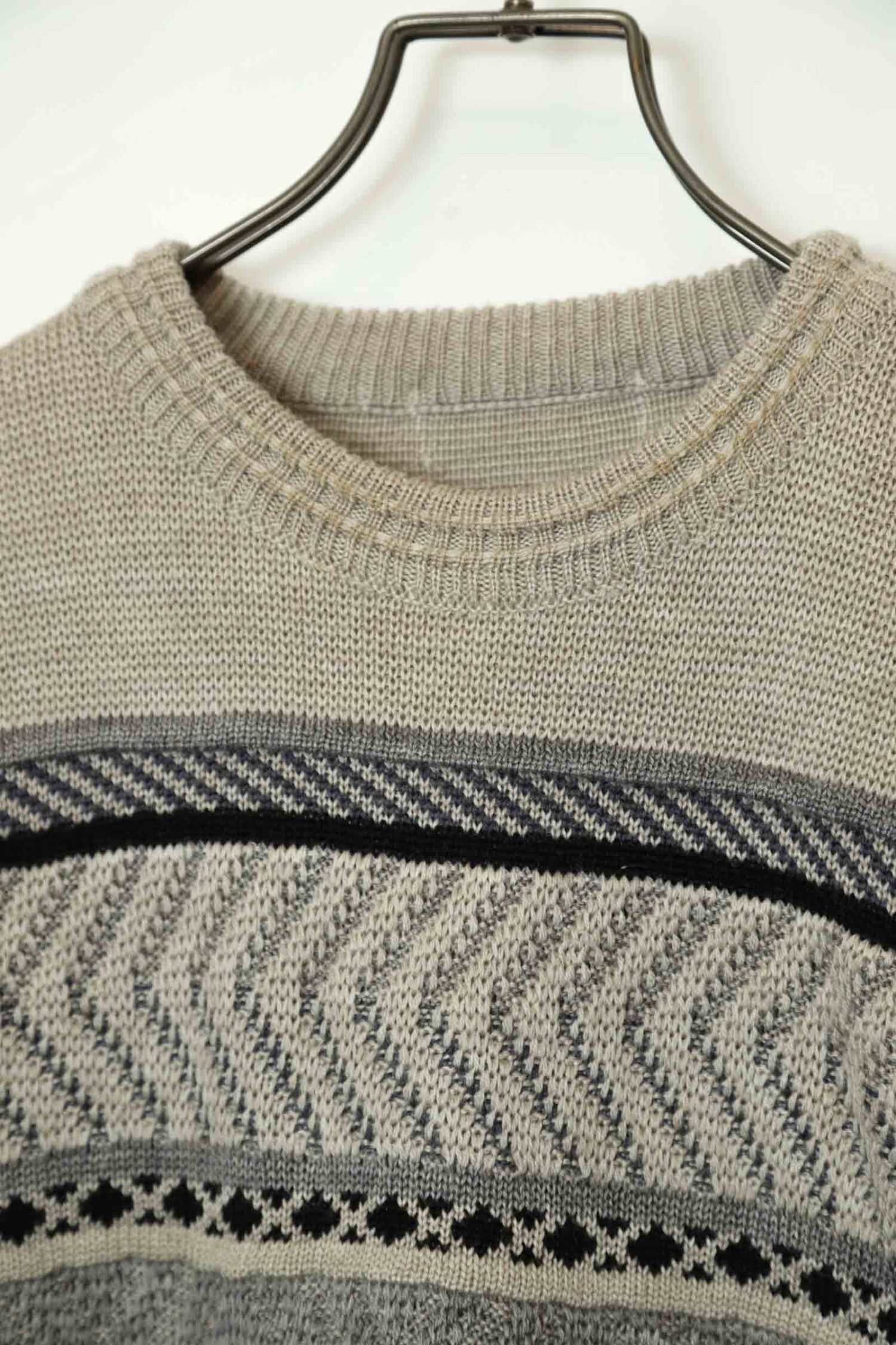 Alternative view of VINTAGE PATTERN KNITTED SWEATER/L