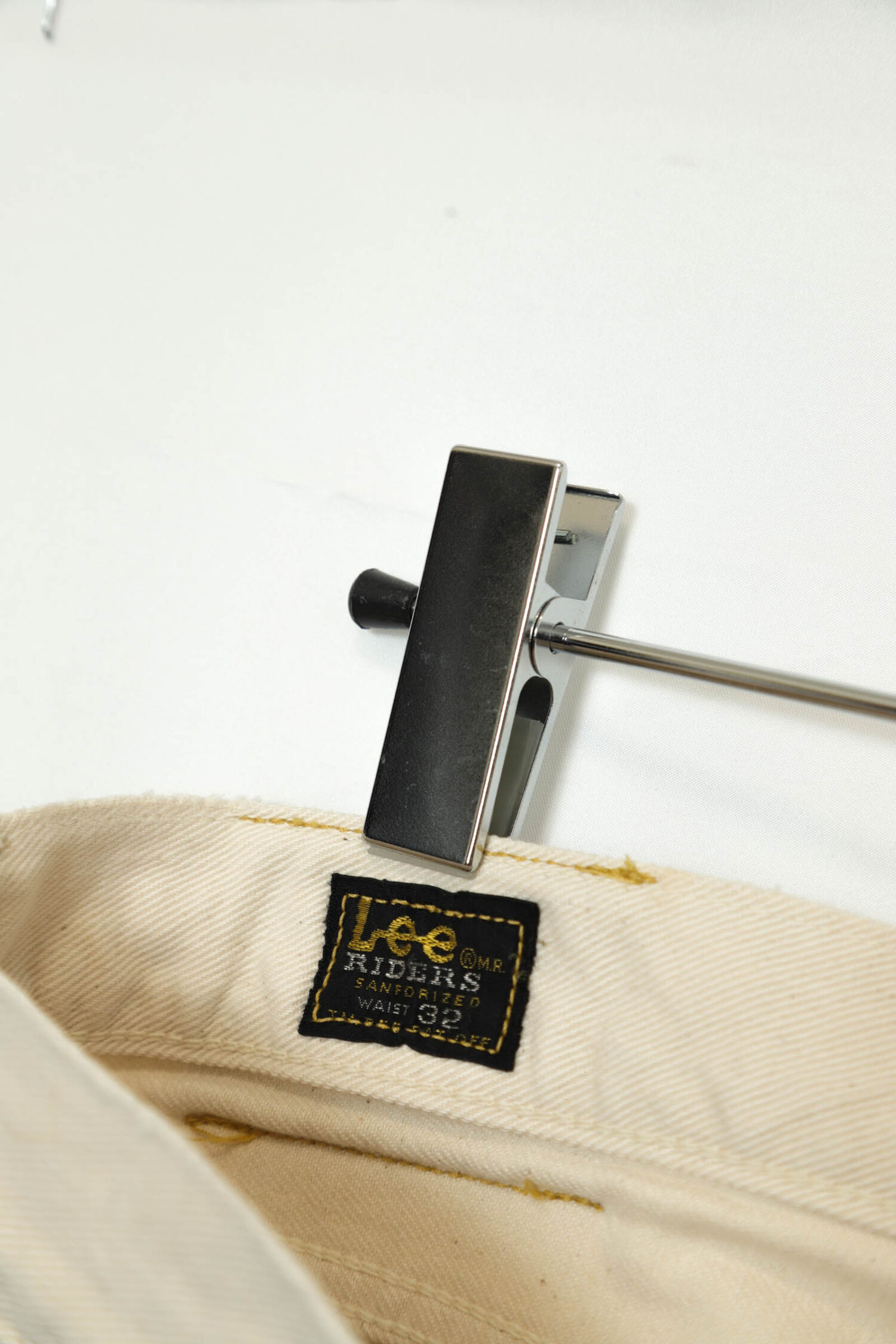 Alternative view of USED LEE WIDE WHITE DENIM PANTS/W80