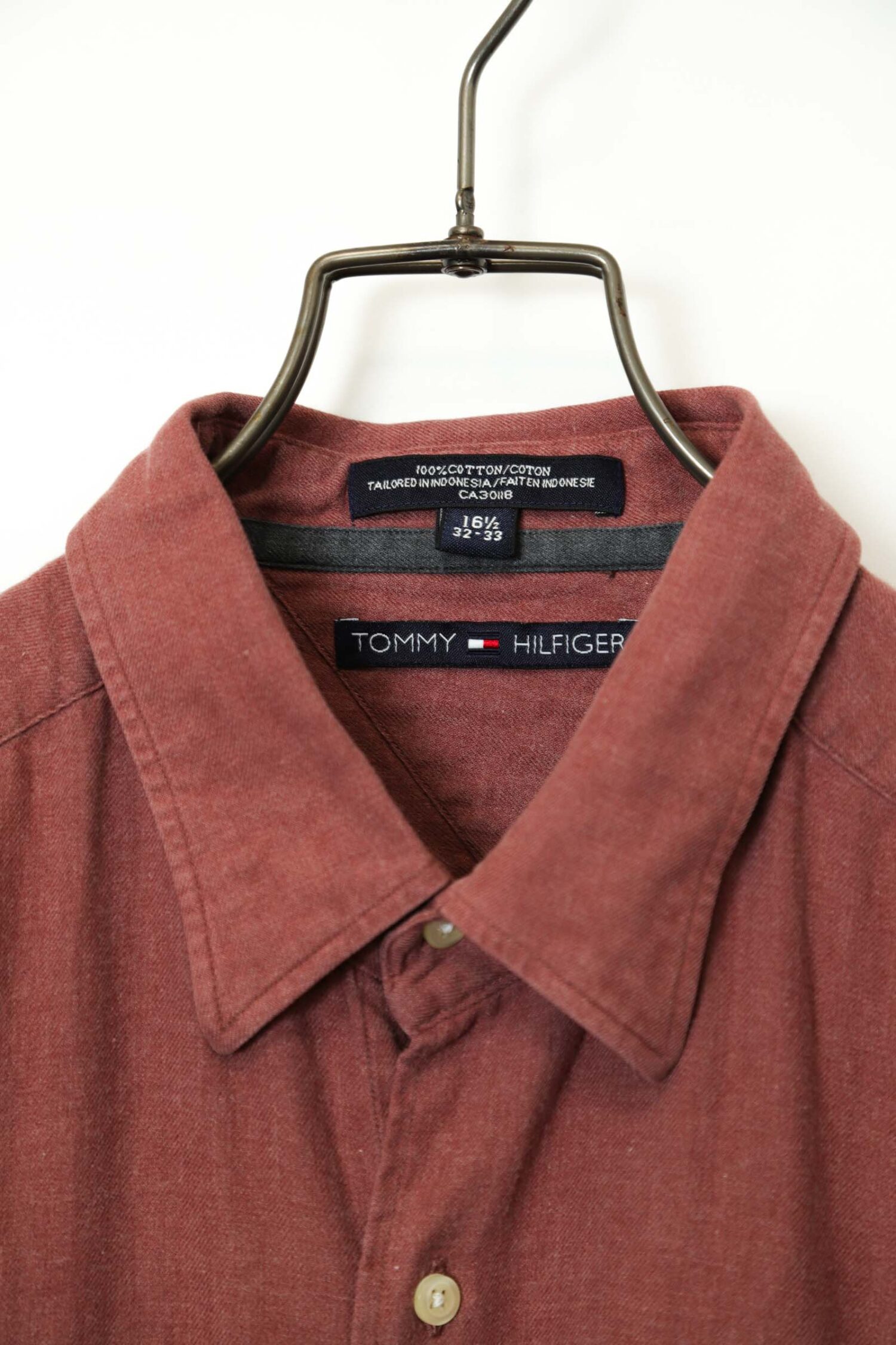 Alternative view of USED TOMMY HILFIGER SHIRT/XL