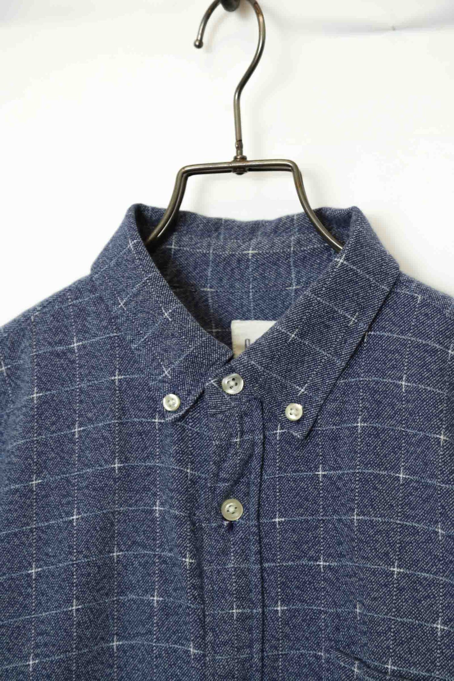 Alternative view of USED GAP BUTTON DOWN SHIRT/M