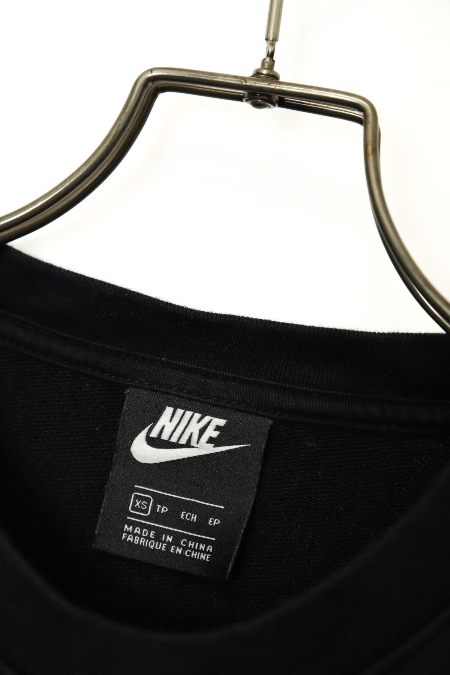 Alternative view of USED NIKE SHORT SWEAT SHIRT/XS