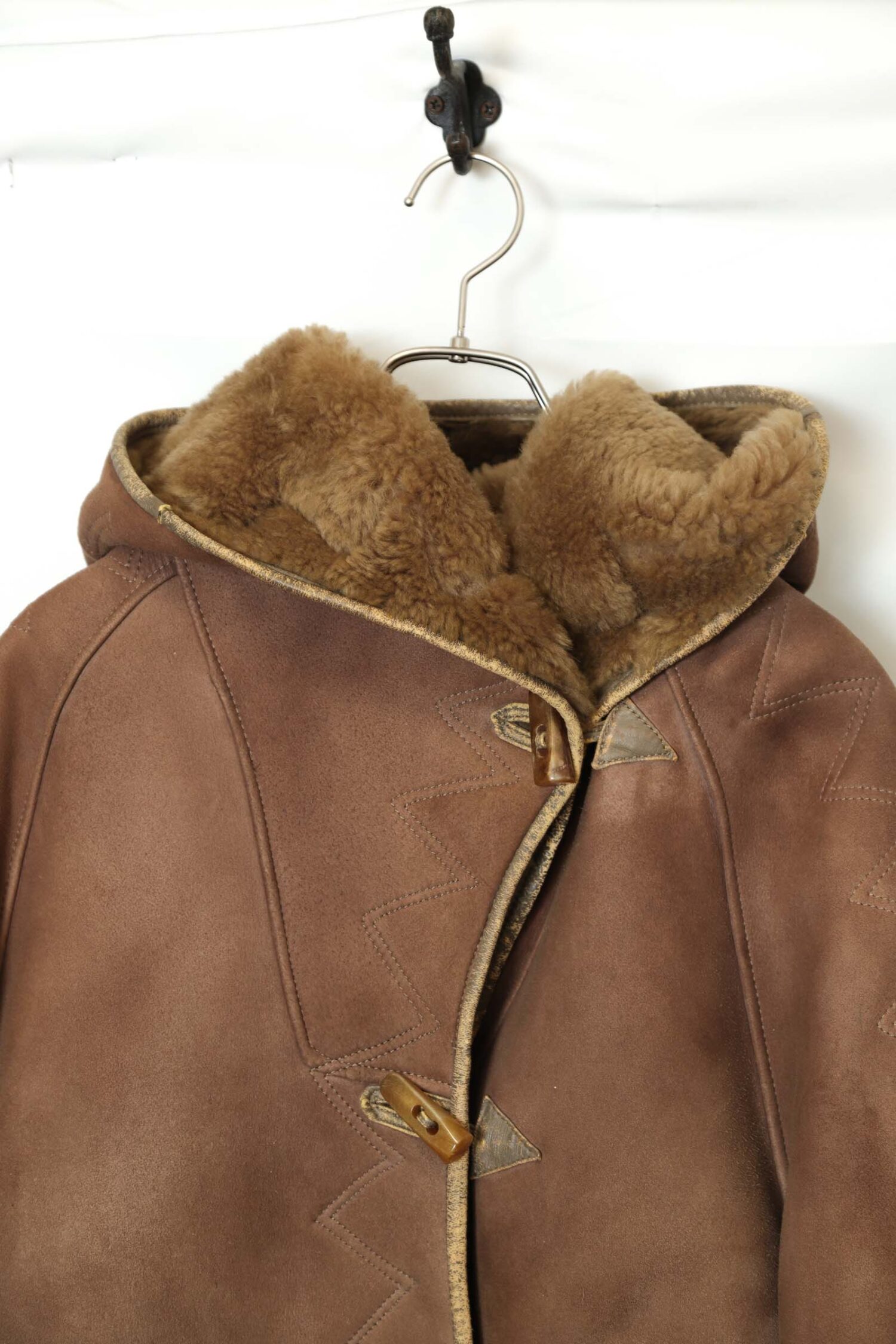 Alternative view of VINTAGE SHEARLING MOUTON COAT/L
