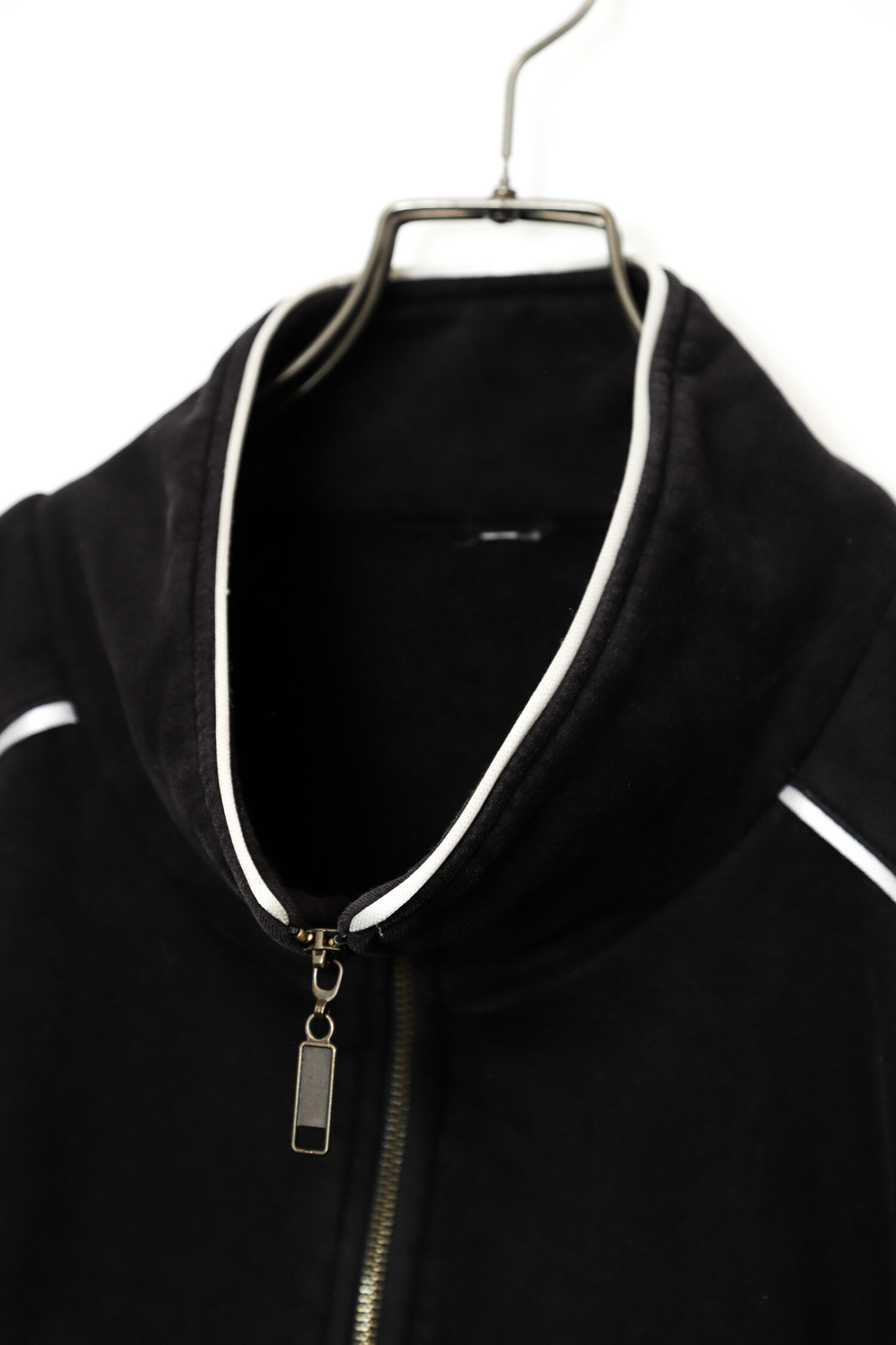 Alternative view of USED MERCEDES BENZ SWEAT ZIP-UP JACKET/XL