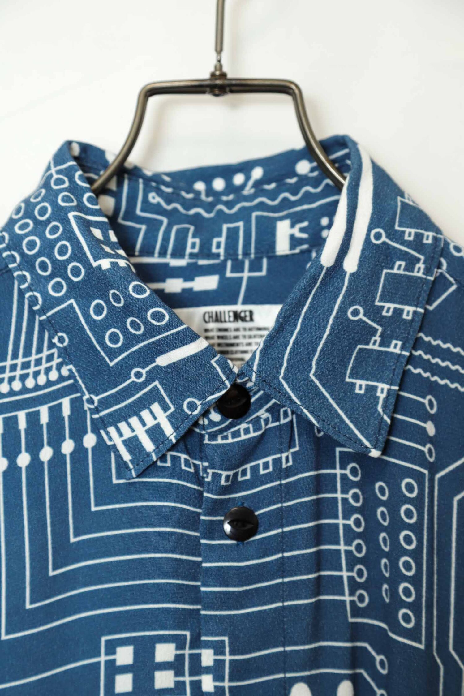 Alternative view of USED PRINTED SHIRT/CHALLENGER/S