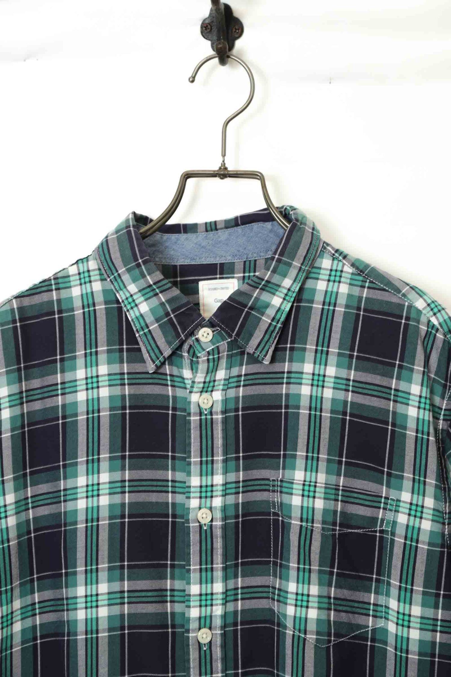 Alternative view of USED GAP CHECK PATTERN SHIRT/L