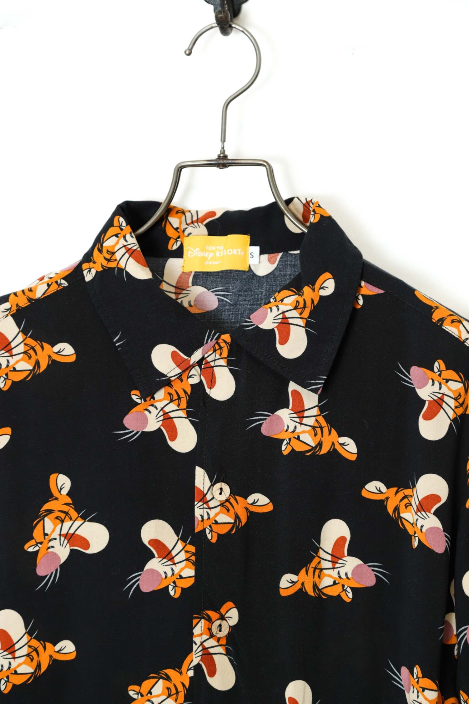 Alternative view of USED DISNEY PRINTED SHIRT/M