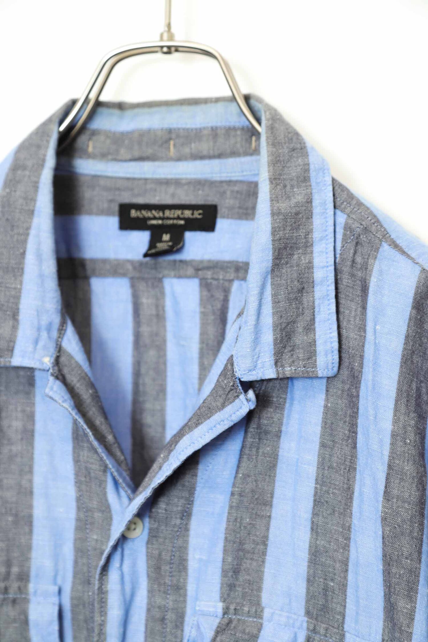 Alternative view of USED BANANA REPBLIC STRIPE SHIRT/M