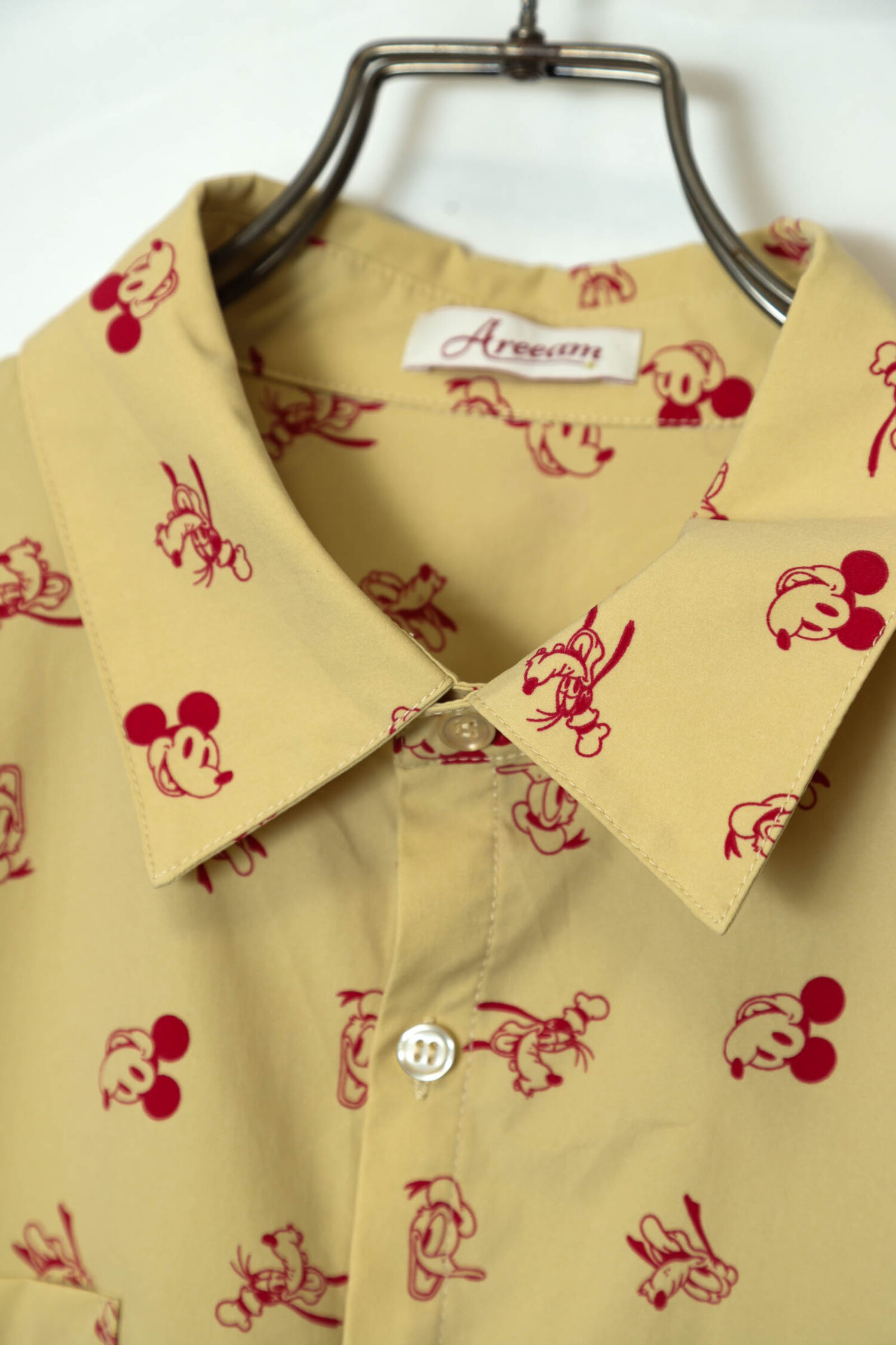 Alternative view of USED DISNEY PRINTED SHIRT/L