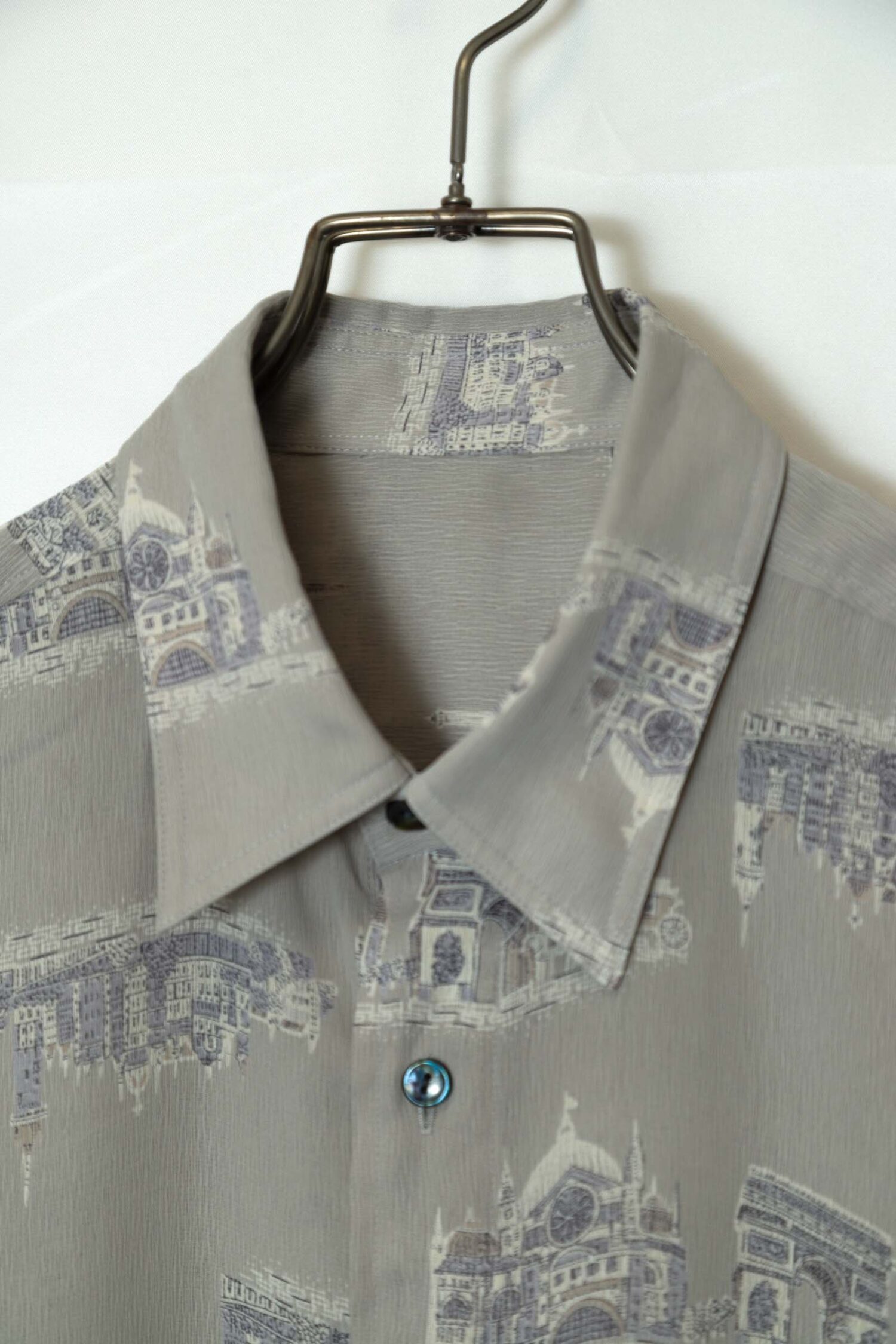Alternative view of VINTAGE PRINTED SHORT SLEEVE SHIRT/L