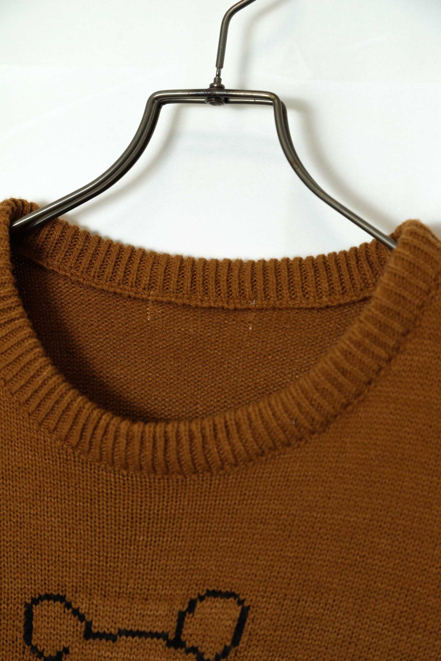 Alternative view of USED DISNEY SWEATER/L