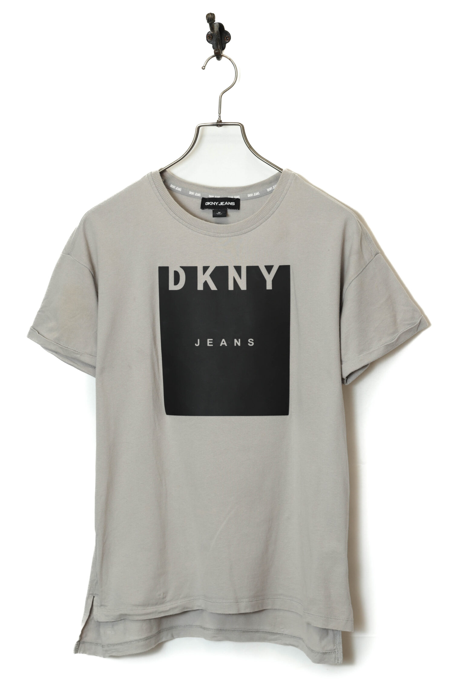 USED DKNY PRINTED T-SHIRT/M