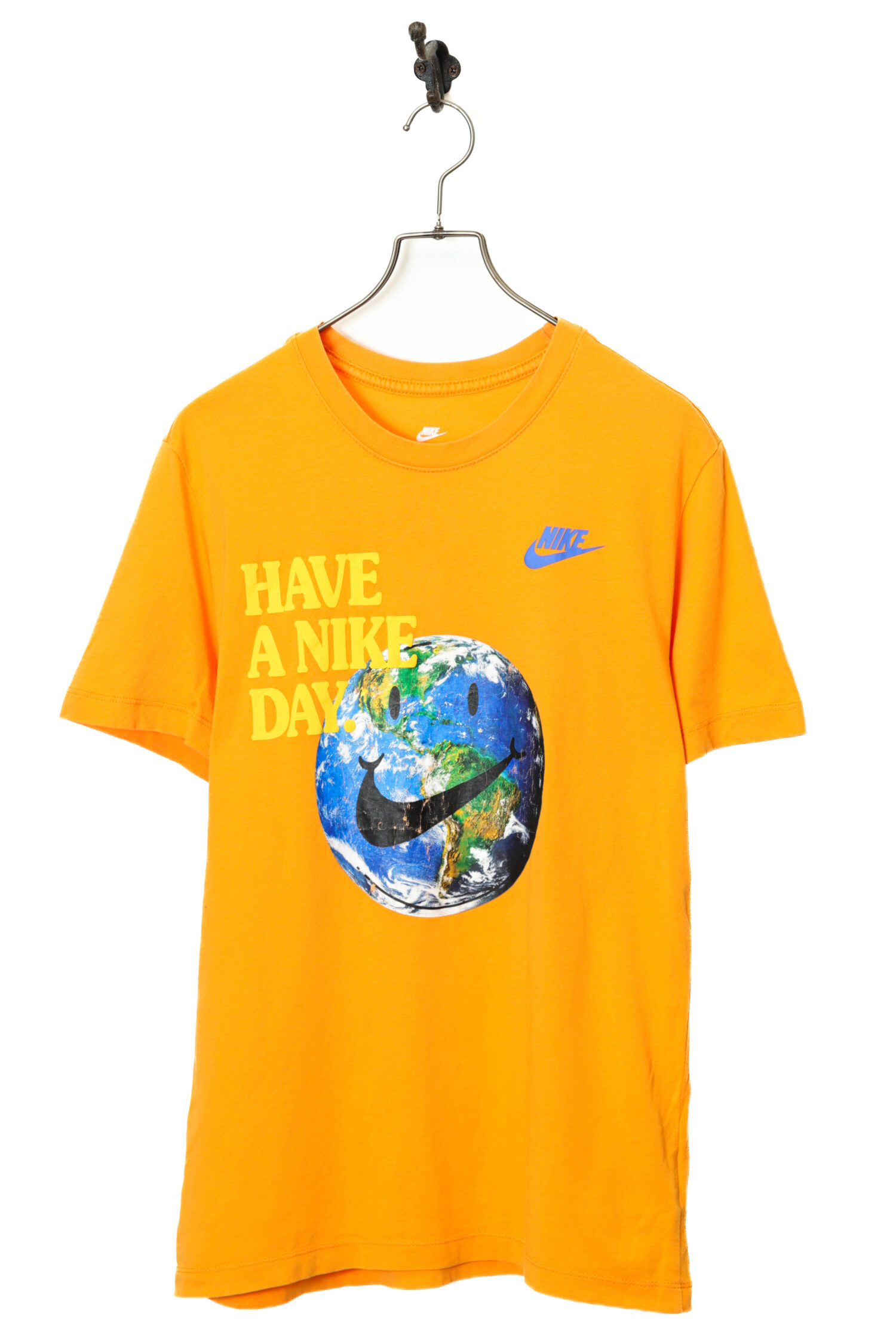 USED NIKE PRINTED T-SHIRT/L