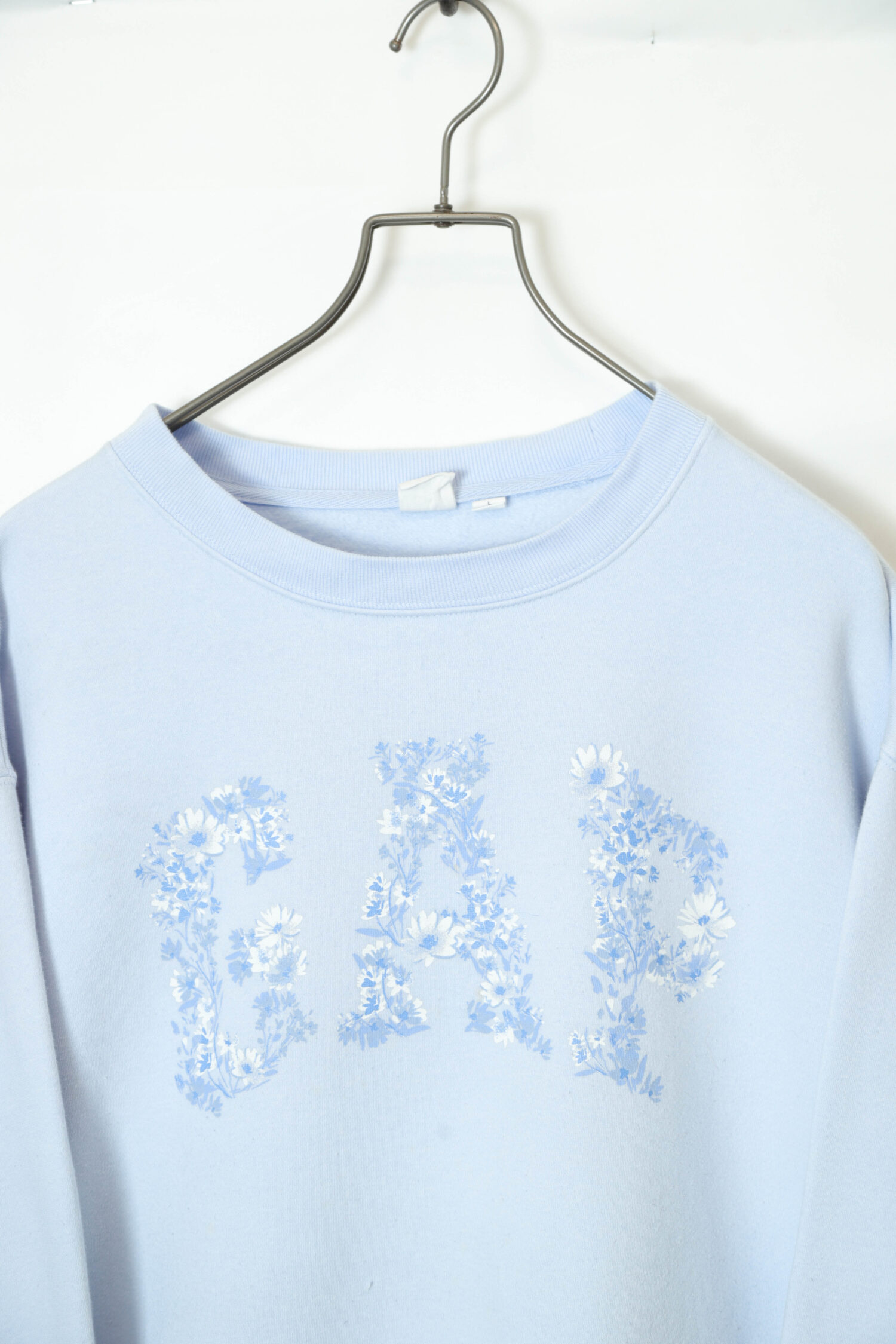 Alternative view of USED GAP SWEAT SHIRT/L