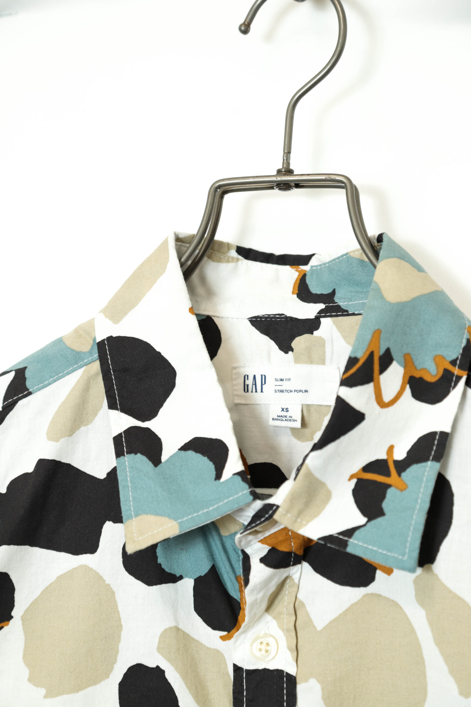 Alternative view of USED GAP PRINTED SHIRT/XS