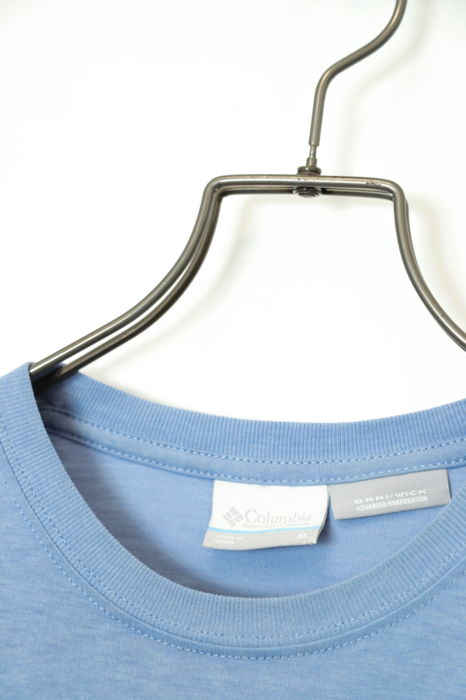 Alternative view of USED COLUMBIA PRINTED T-SHIRT/M