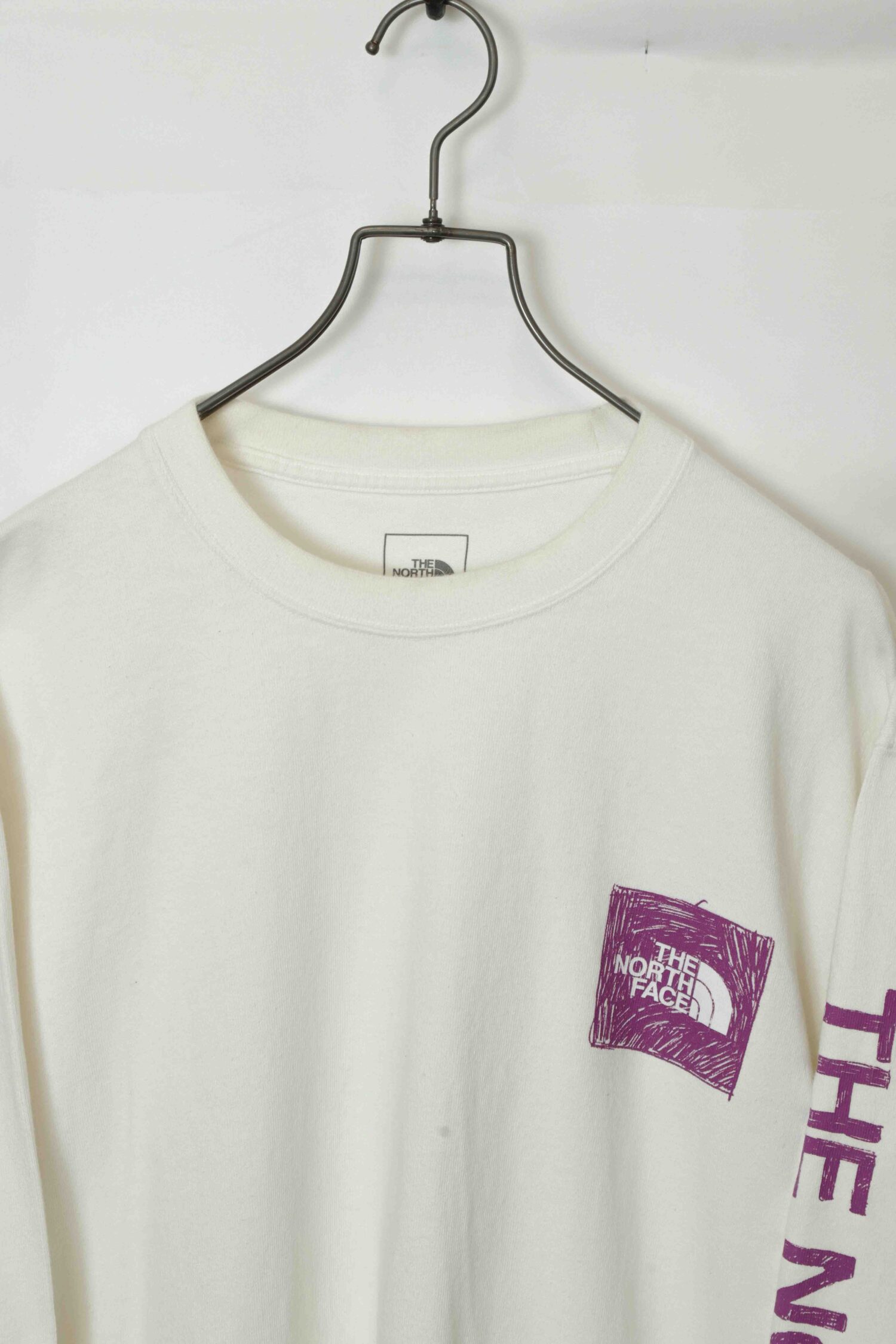 Alternative view of USED THE NORTH FACE LONG SLEEVE T-SHIRT/L