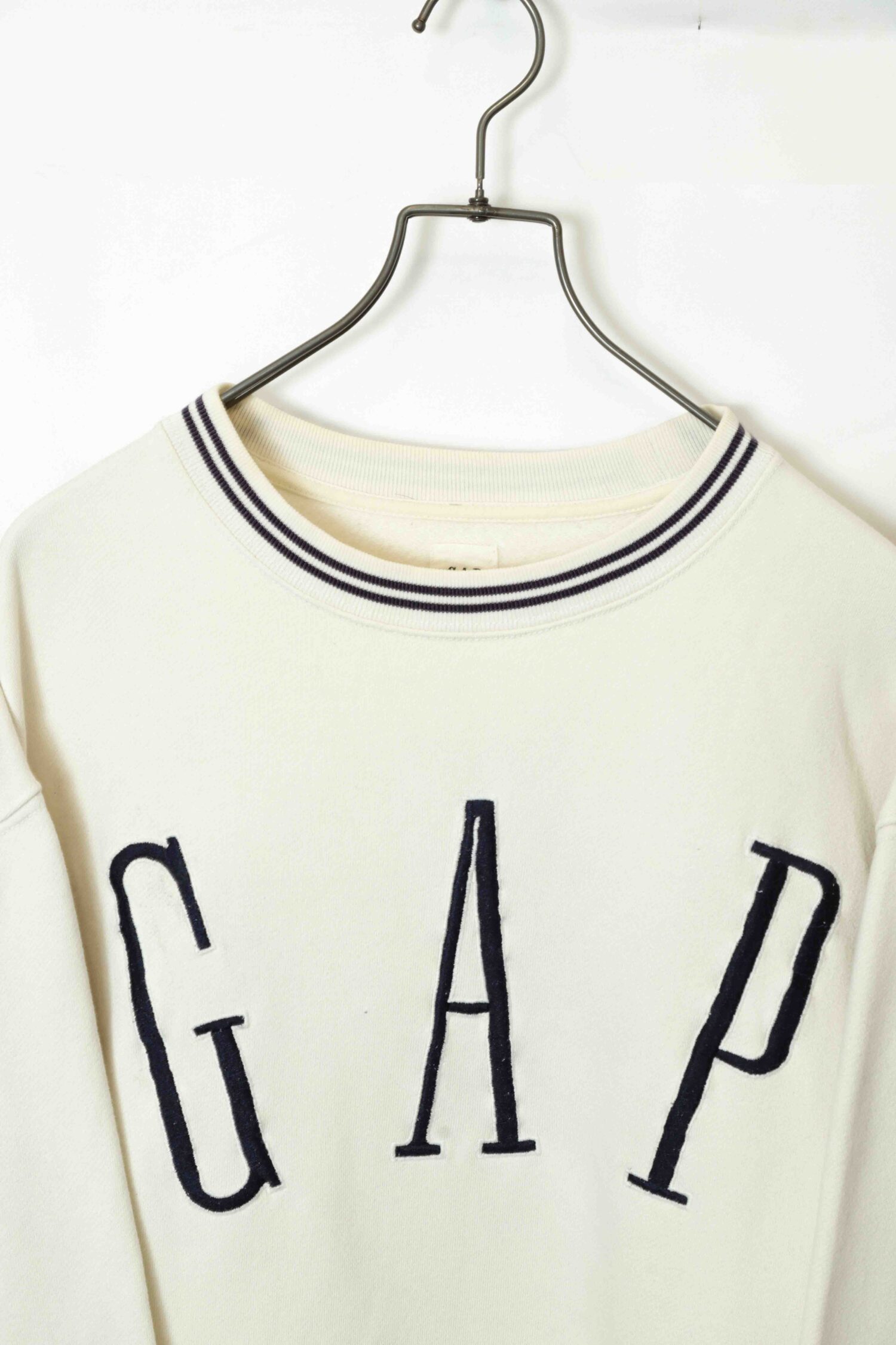 Alternative view of USED GAP SWEAT SHIRT/XL