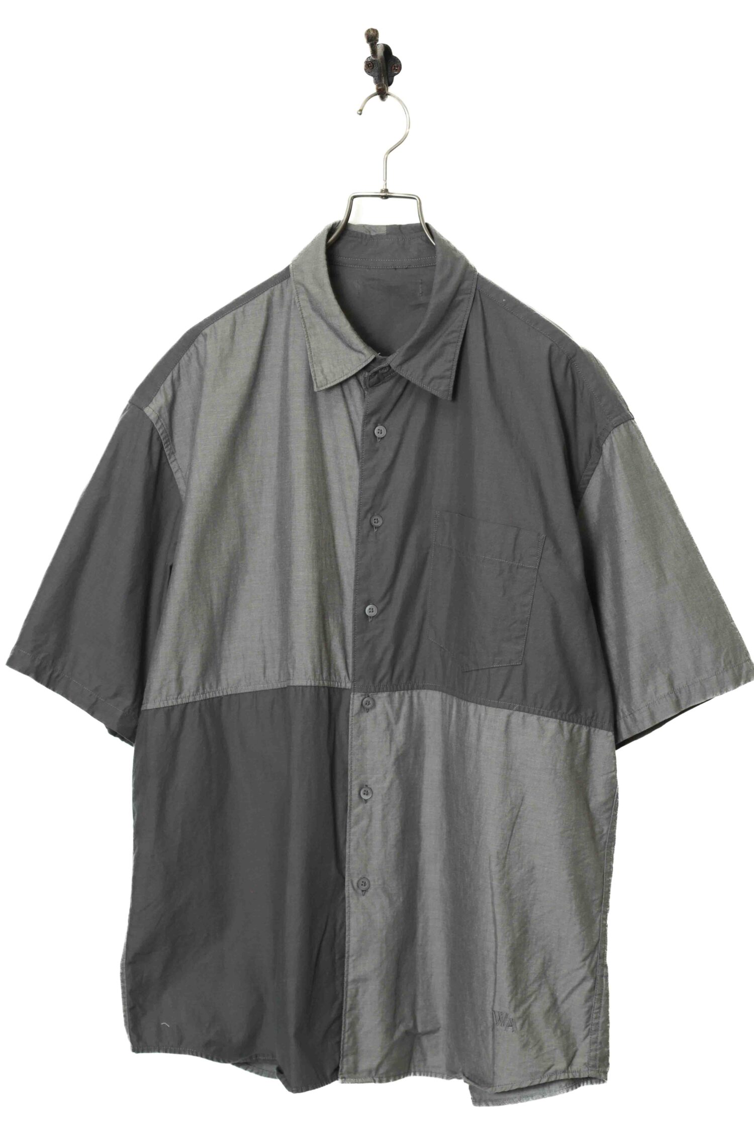 USED SHORT SLEEVE SHIRT/XL