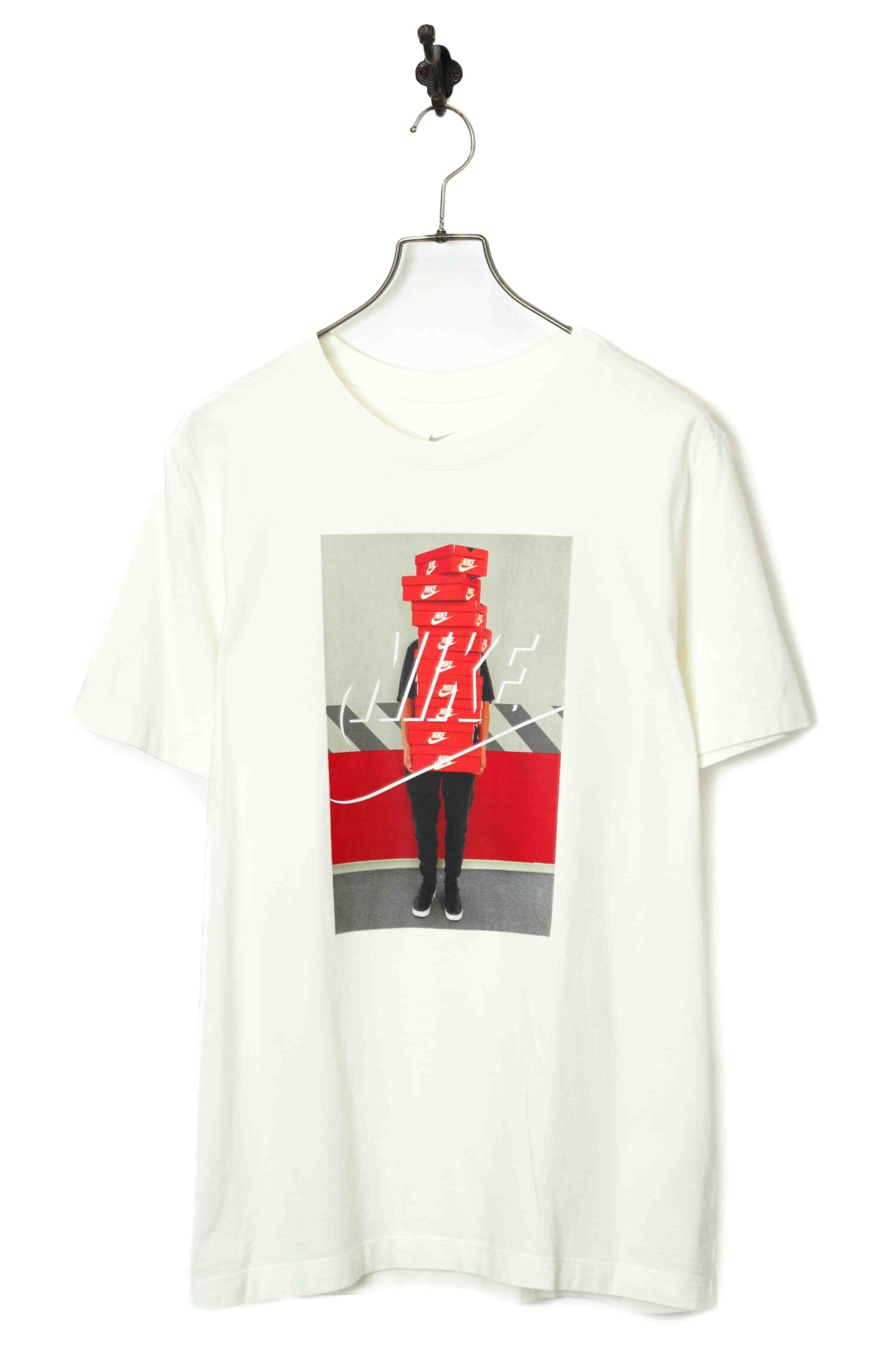 USED NIKE PRINTED T-SHIRT/L