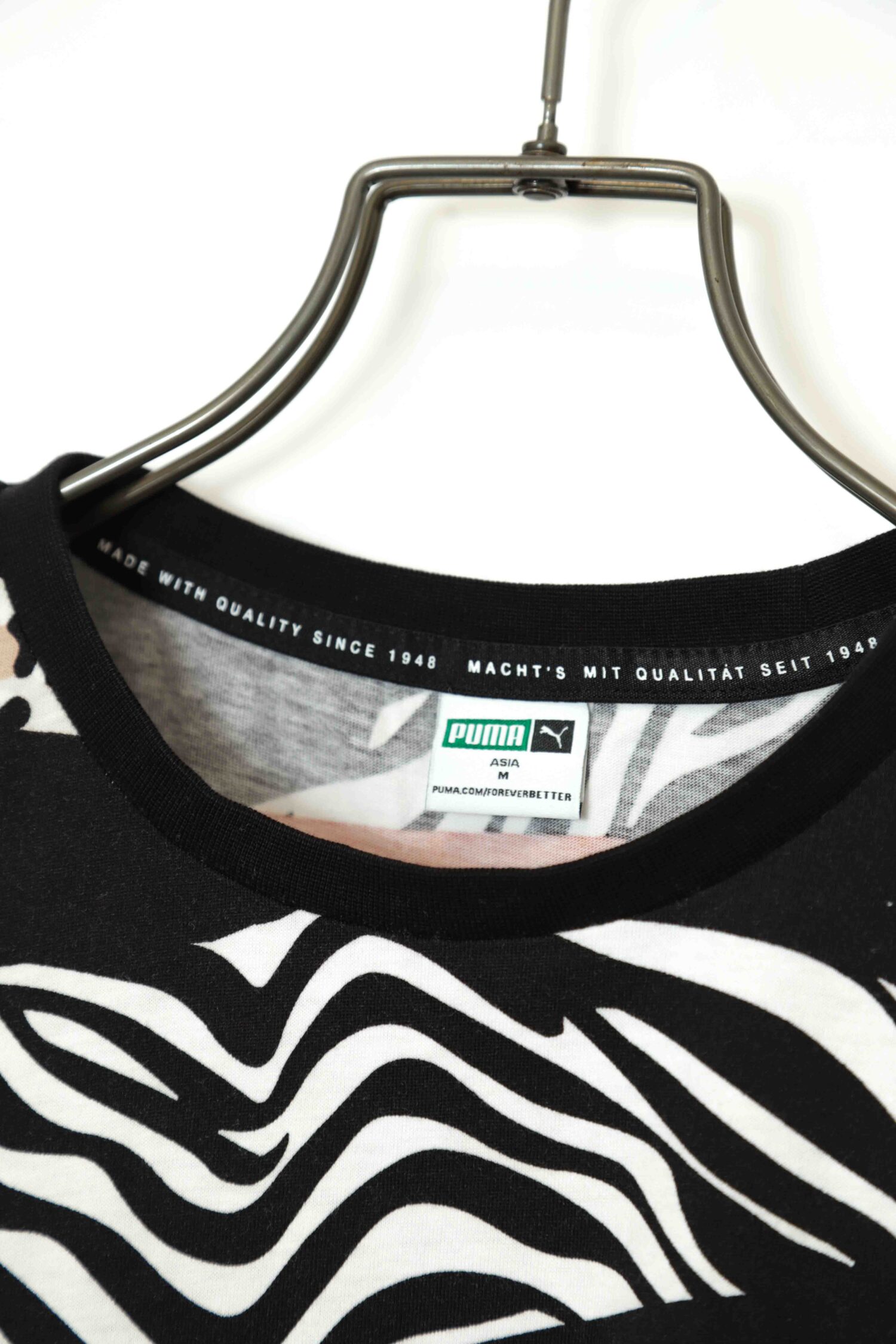 Alternative view of USED PUMA PRINTED T-SHIRT/M