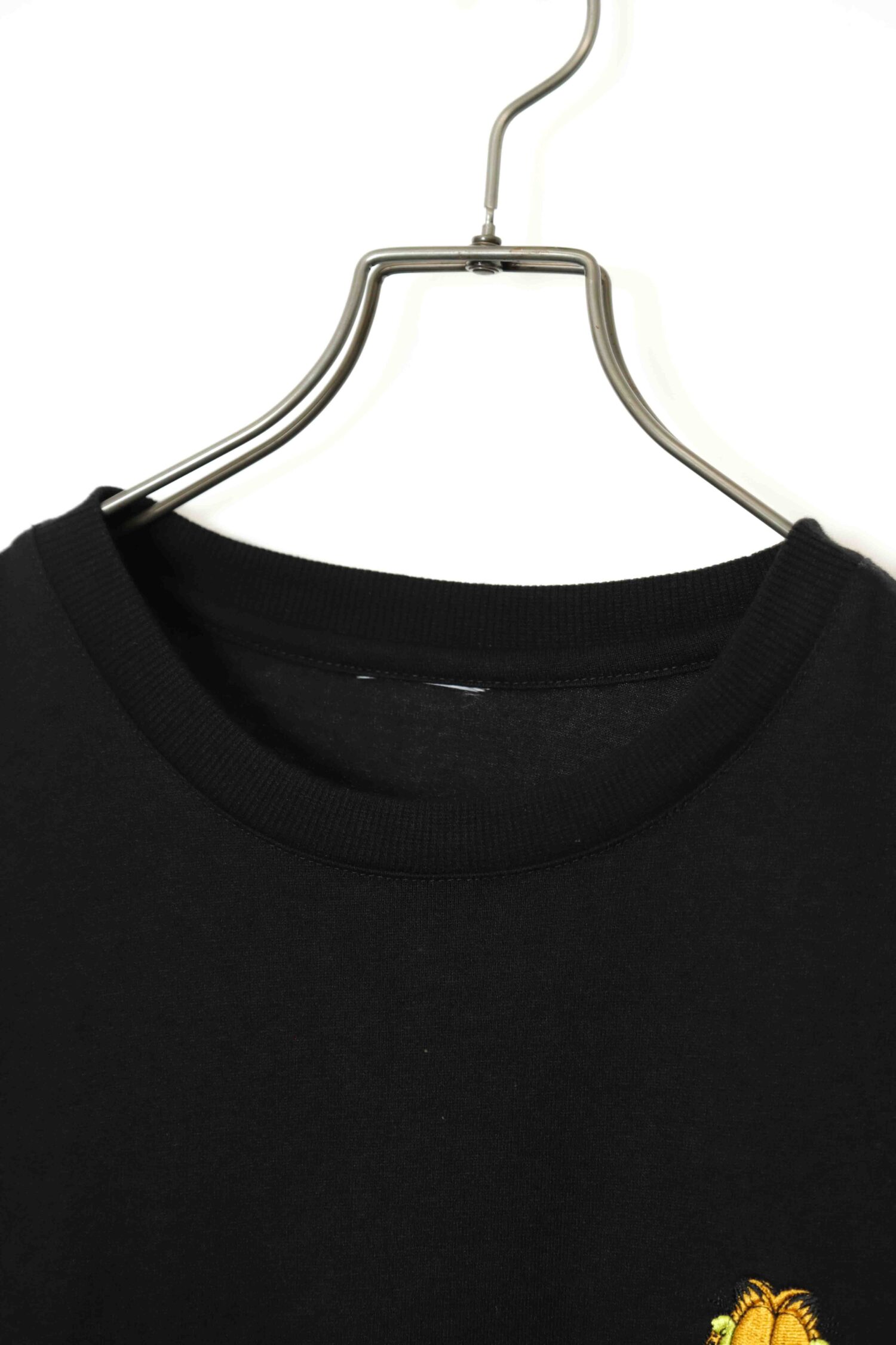 Alternative view of USED EMBROIDERY T-SHIRT/XL
