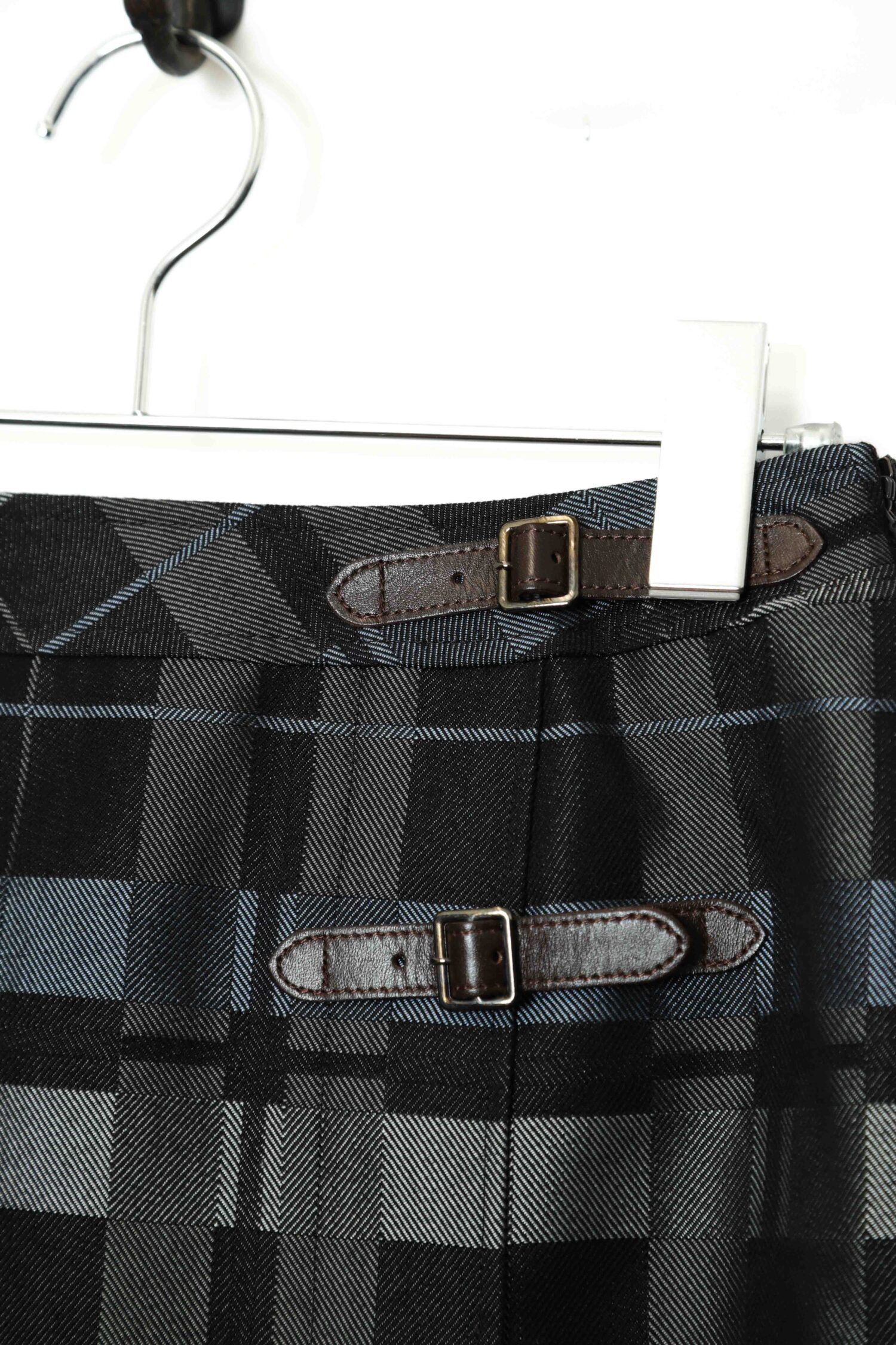 Alternative view of USED PAUL STUART CHECK SKIRT/W68