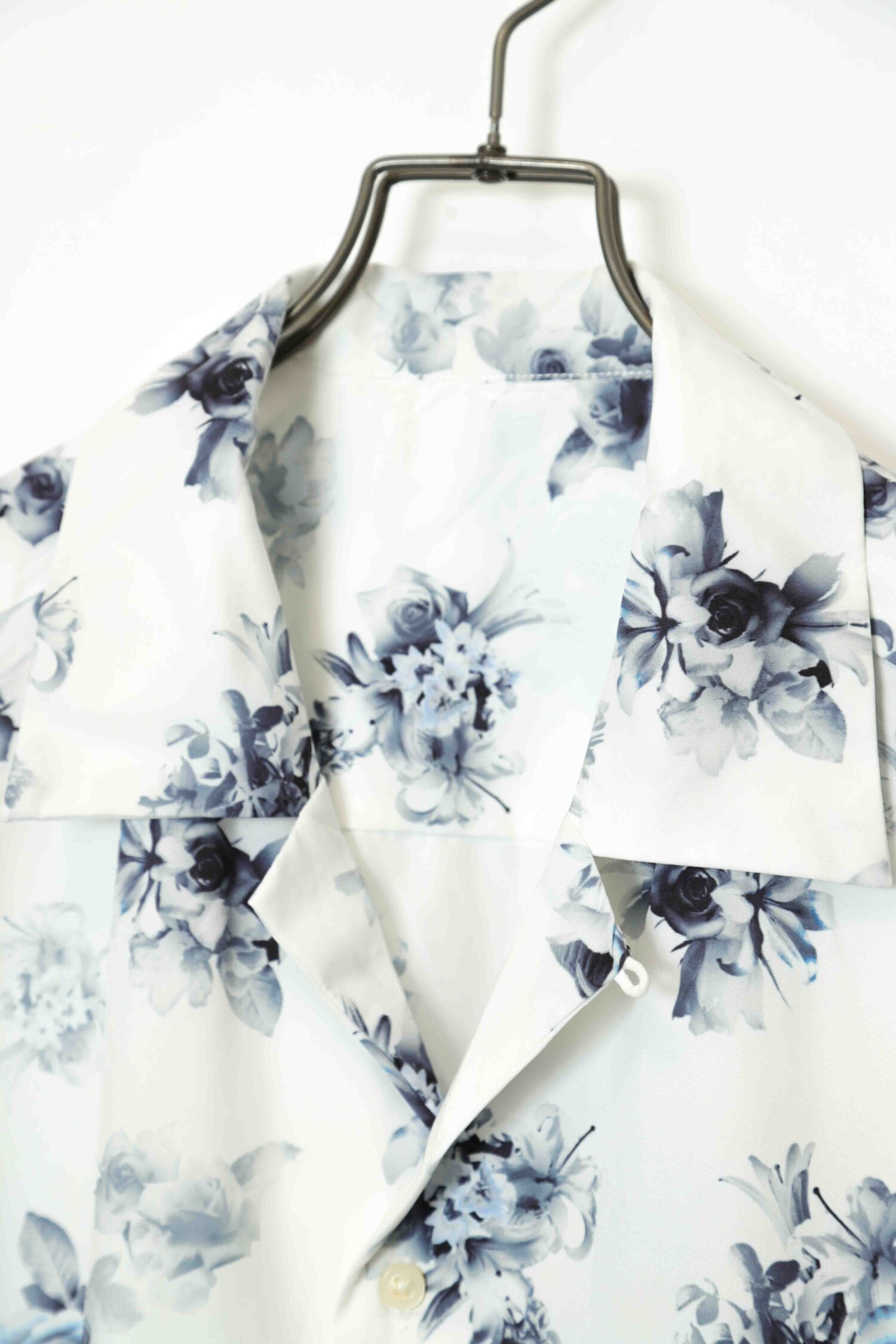 Alternative view of VINTAGE PRINTED SHORT SLEEVE SHIRT/XL
