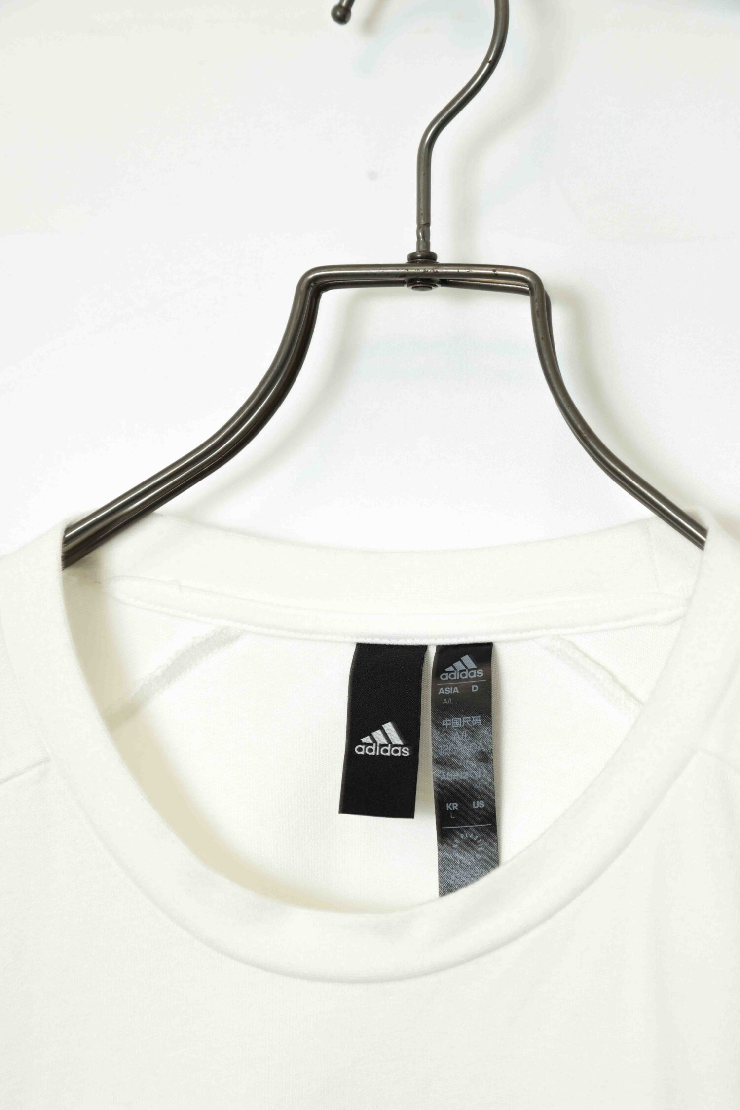 Alternative view of USED ADIDAS PRINTED T-SHIRT/XL