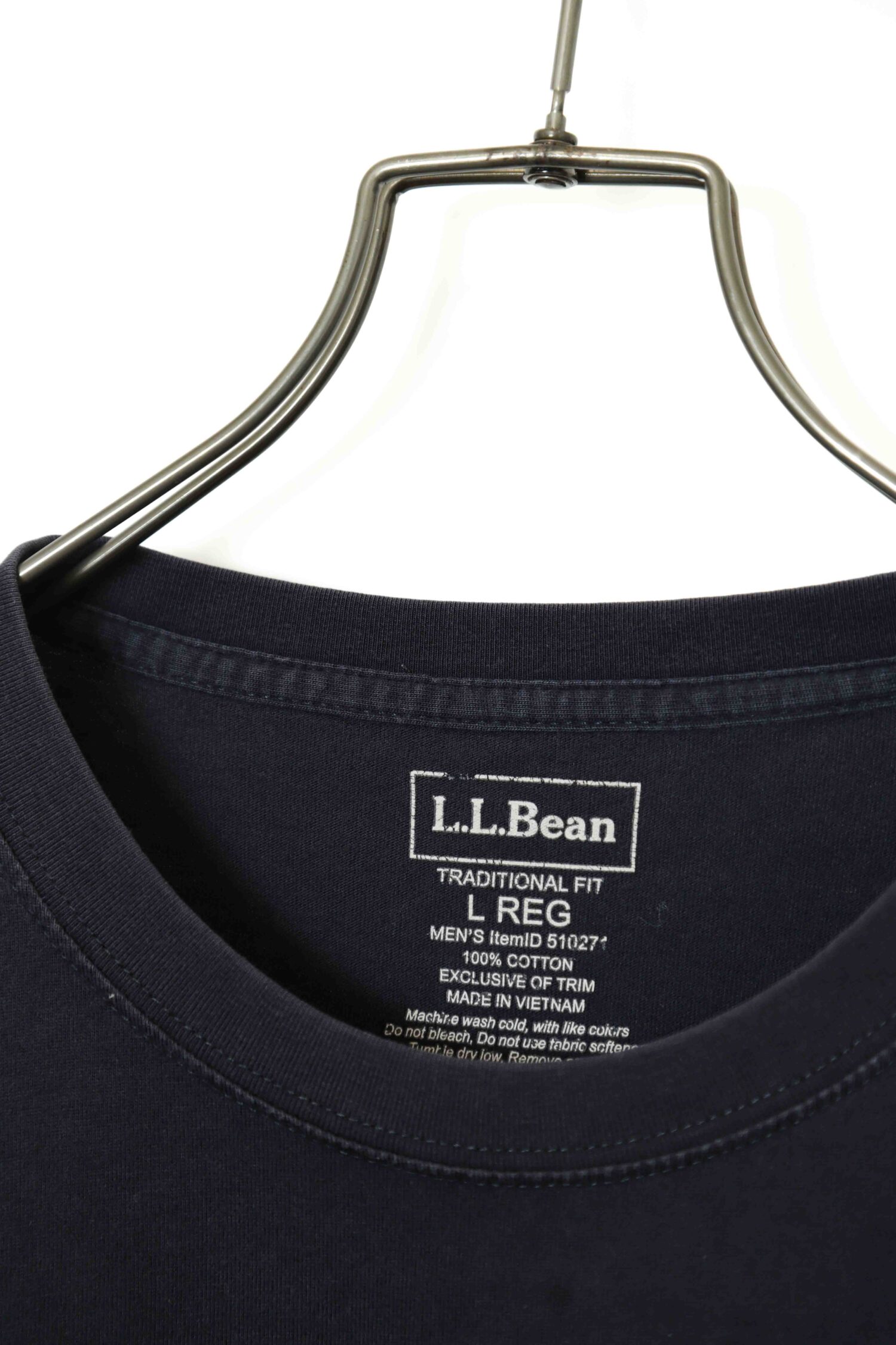 Alternative view of USED L.L BEAN PRINTED T-SHIRT/L