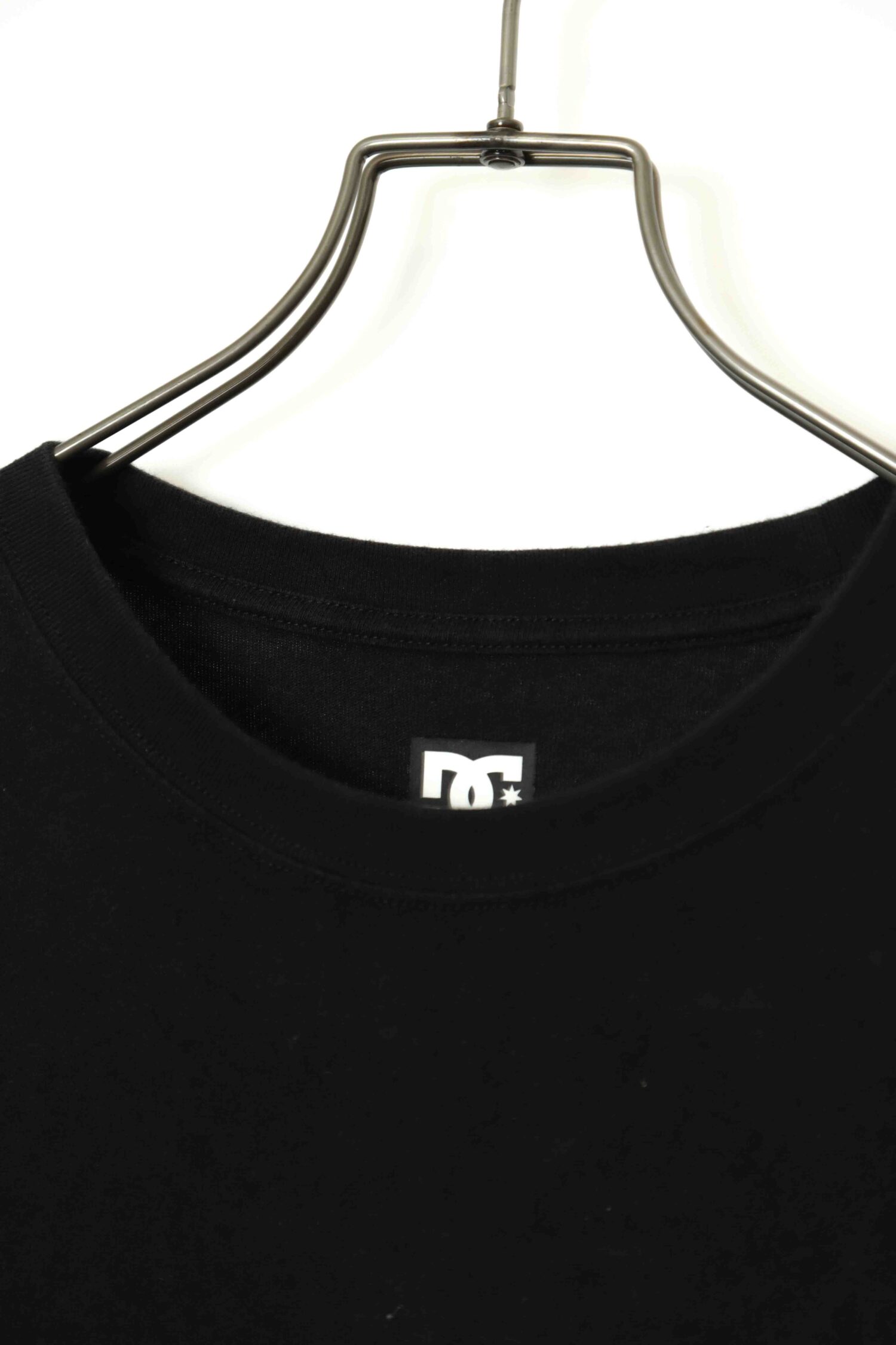 Alternative view of USED DCSHOE PRINTED T-SHIRT/L