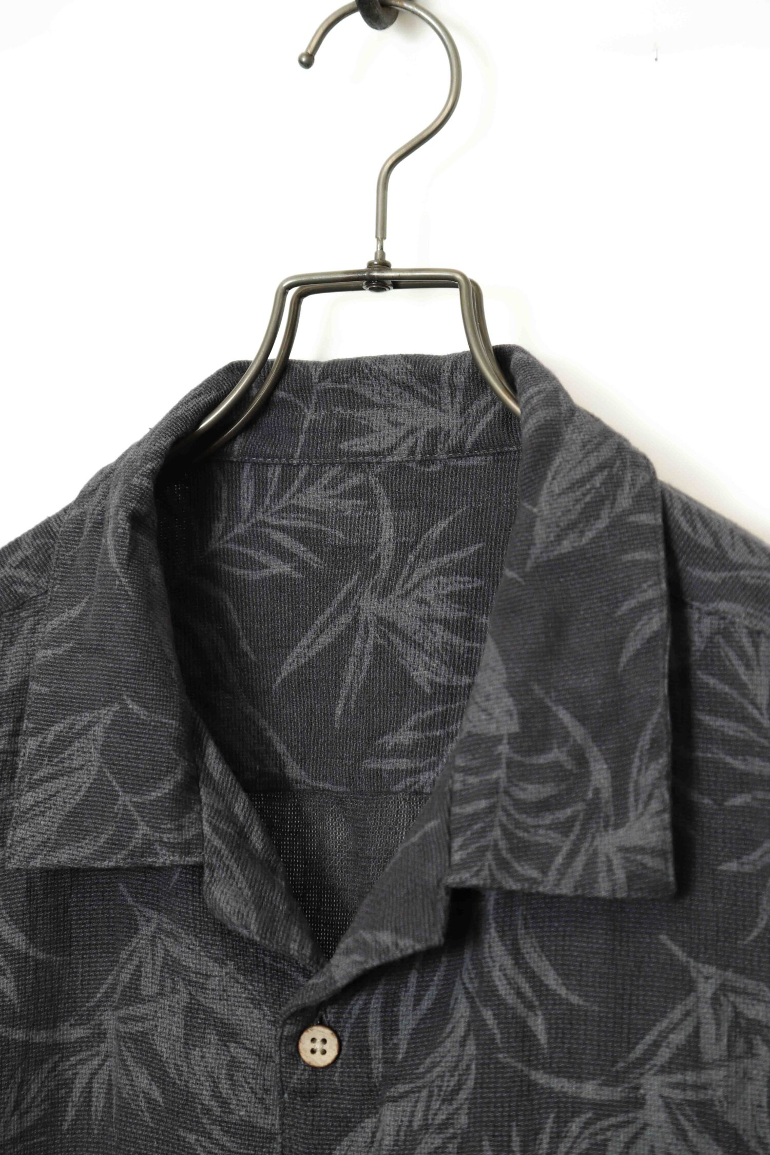 Alternative view of VINTAGE PRINTED SHORT SLEEVE SHIRT/XL