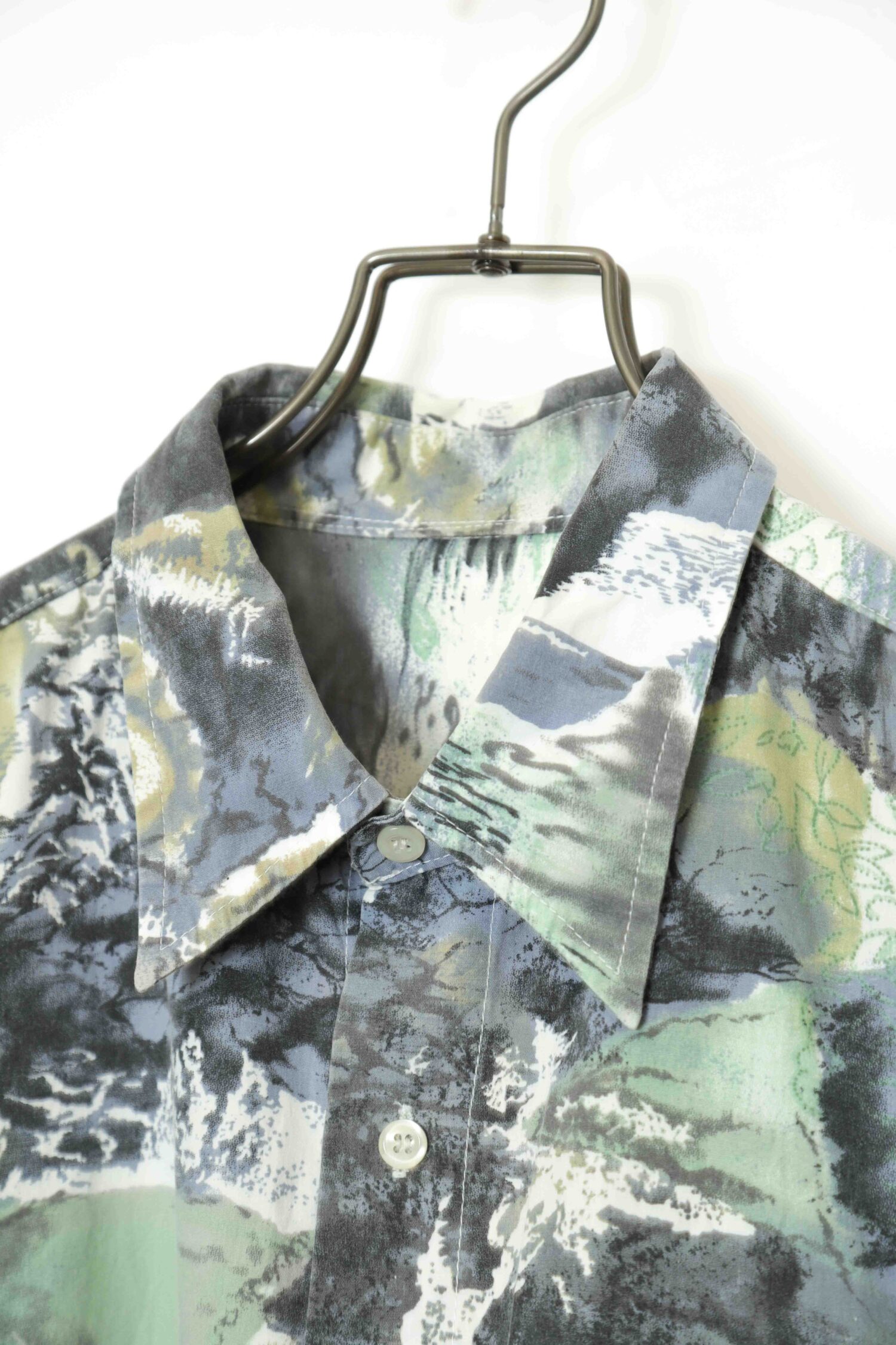 Alternative view of VINTAGE PRINTED SHORT SLEEVE SHIRT/XL