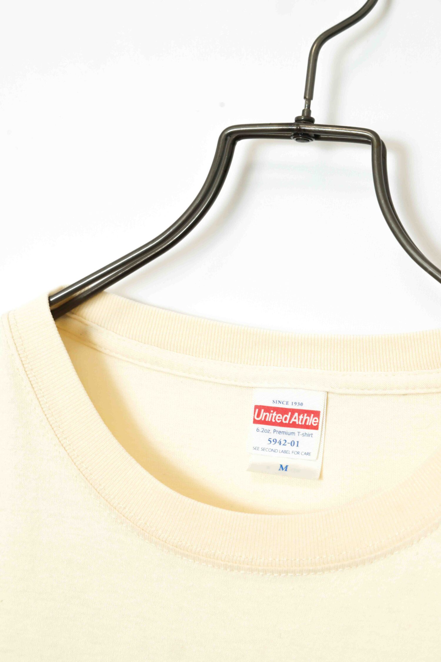 Alternative view of USED PRINTED T-SHIRT/M
