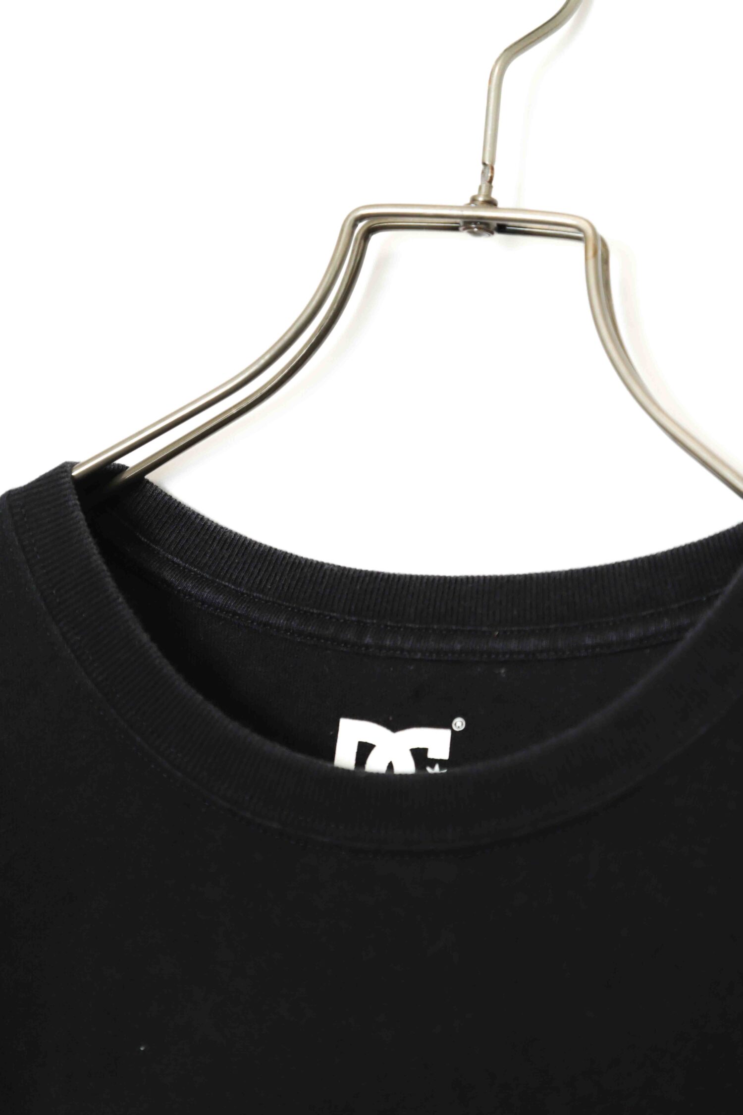Alternative view of USED DC SHOES PRINTED T-SHIRT/M