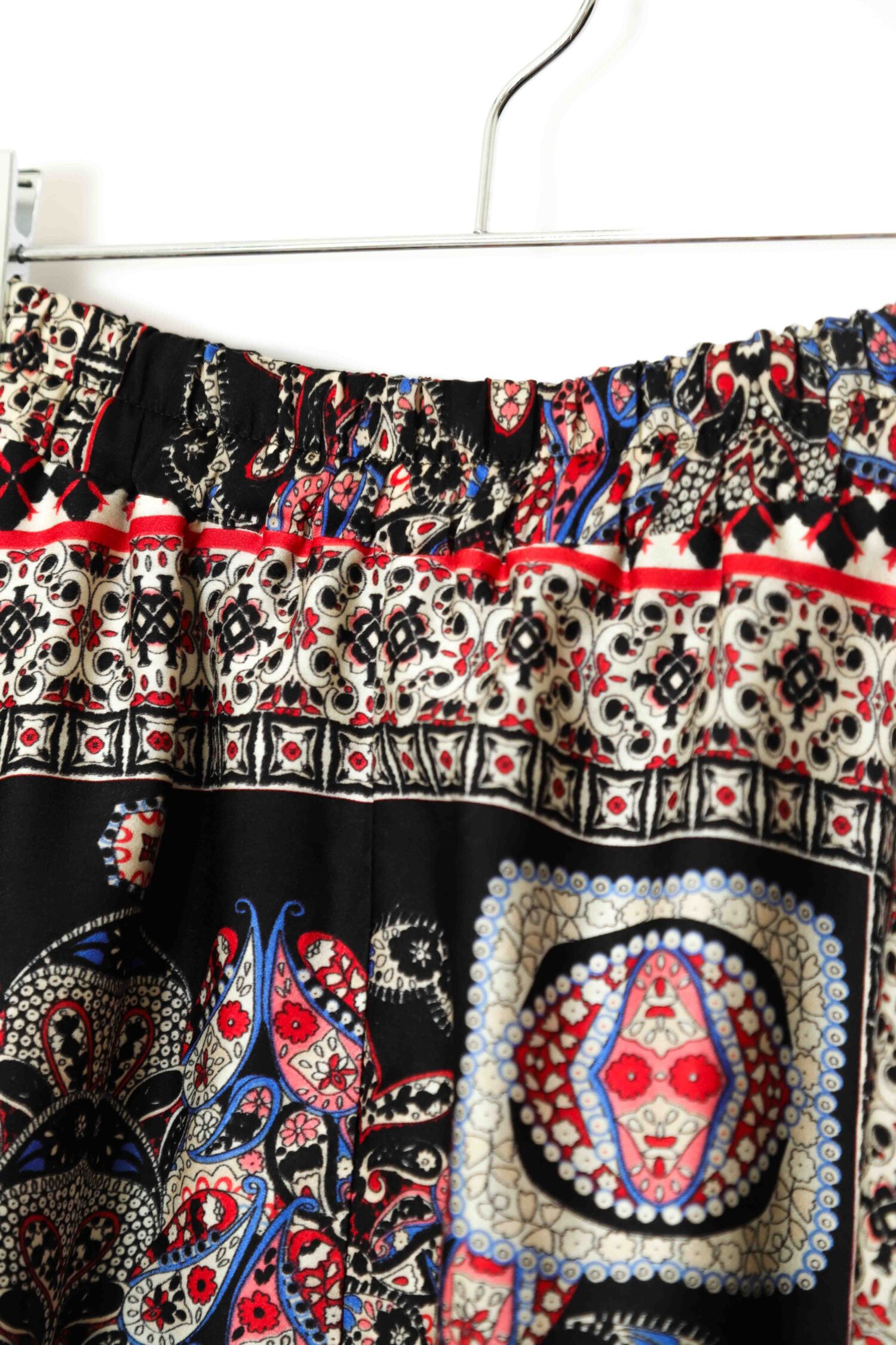Alternative view of VINTAGE PRINTED SKIRT/W68-82