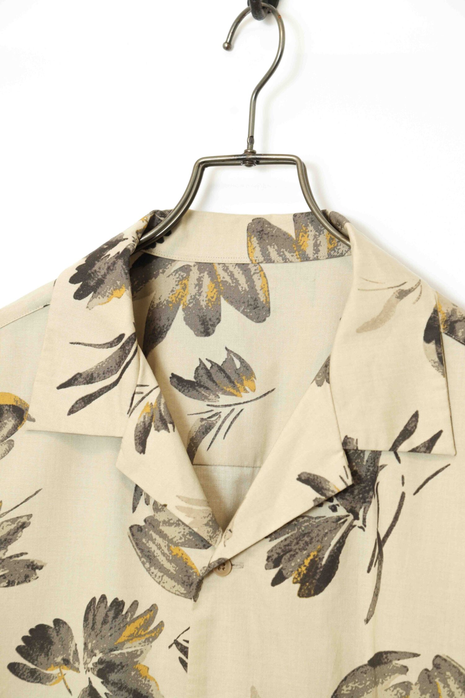 Alternative view of VINTAGE PRINTED OPEN COLLAR SHIRT/XL