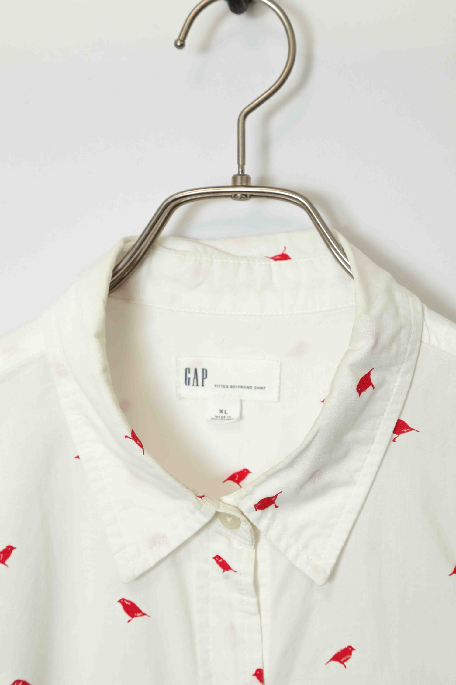 Alternative view of USED GAP PRINTED SHIRT/XL