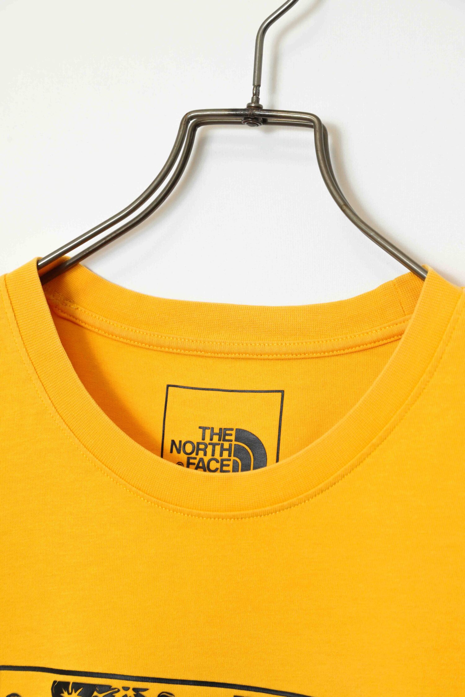 Alternative view of USED THE NORTH FACE PRINTED T-SHIRT/XL