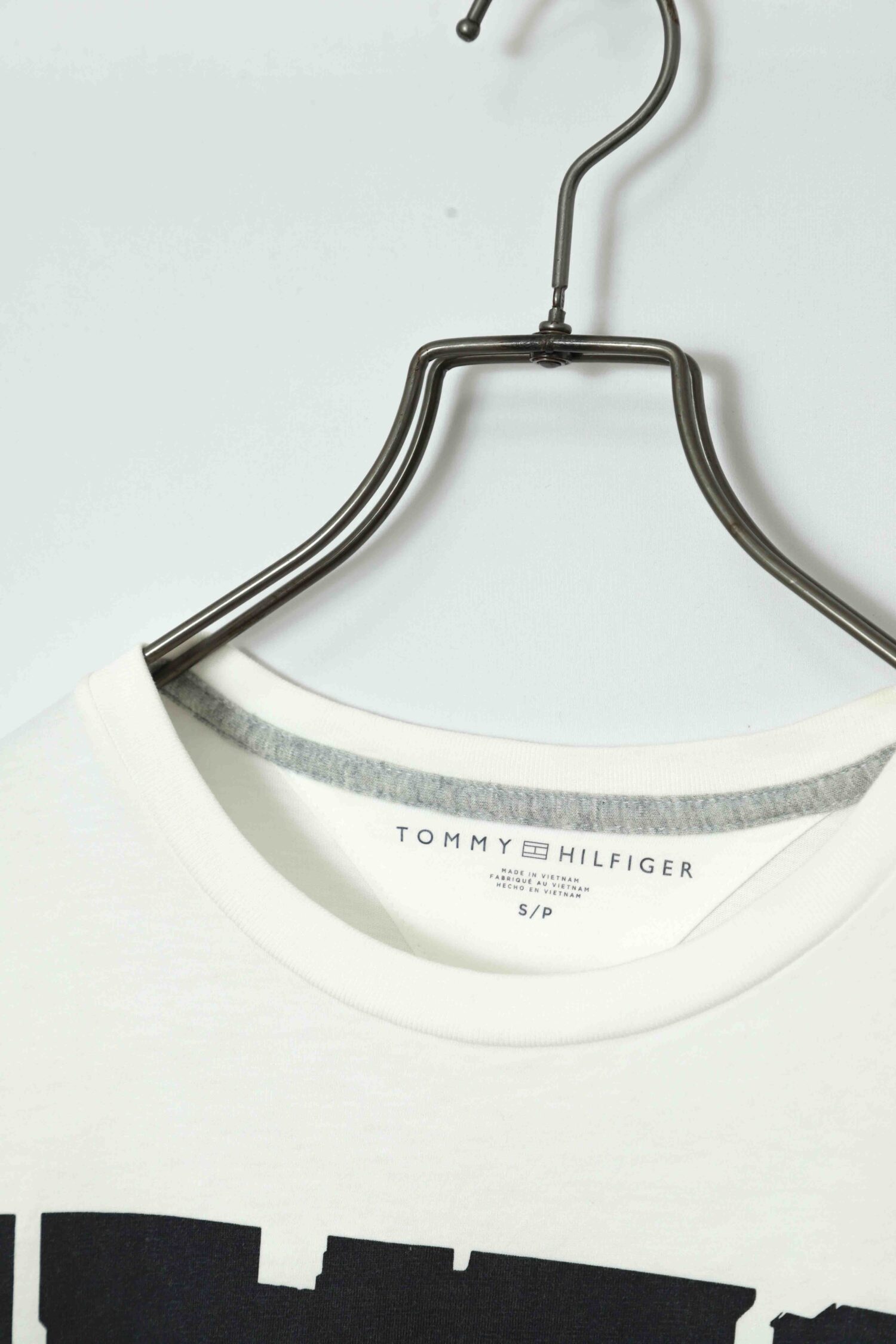 Alternative view of USED TOMMY HILFIGER PRINTED T-SHIRT/S