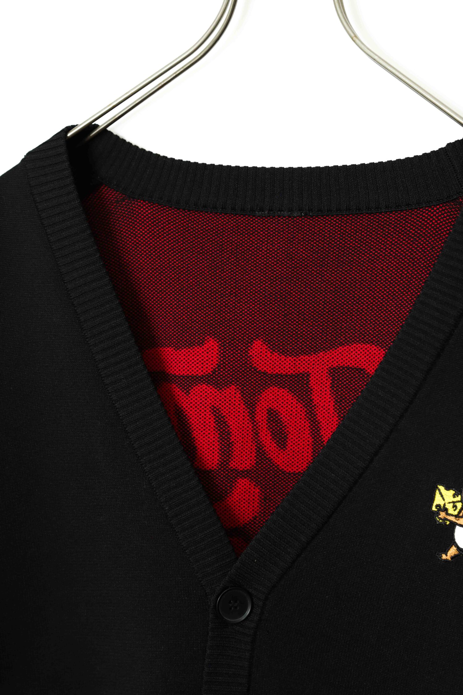 Alternative view of VINTAGE KNITTED PATTERN CARDIGAN/L