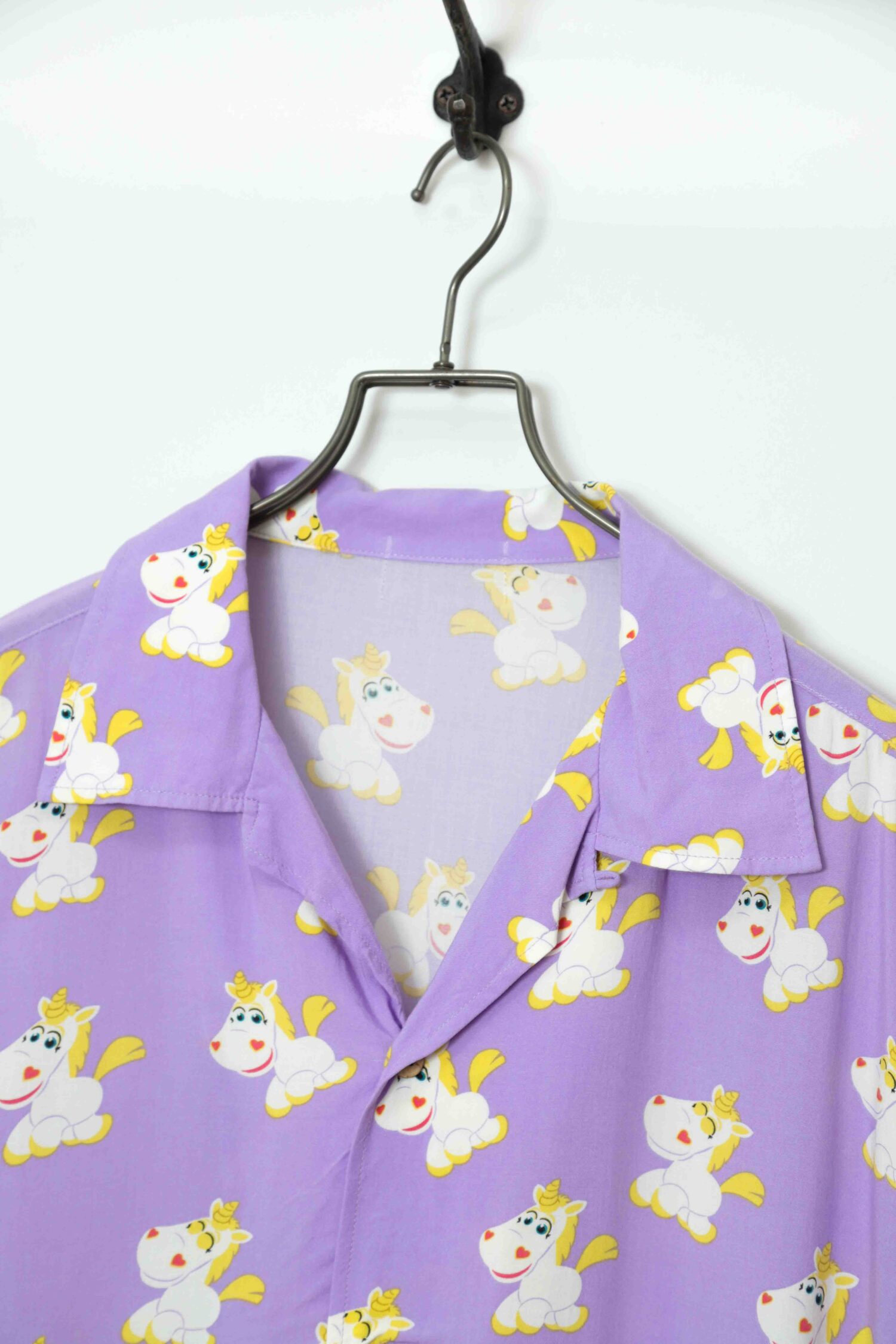 Alternative view of VINTAGE DISNEY PATTERN PRINTED SHIRT/L