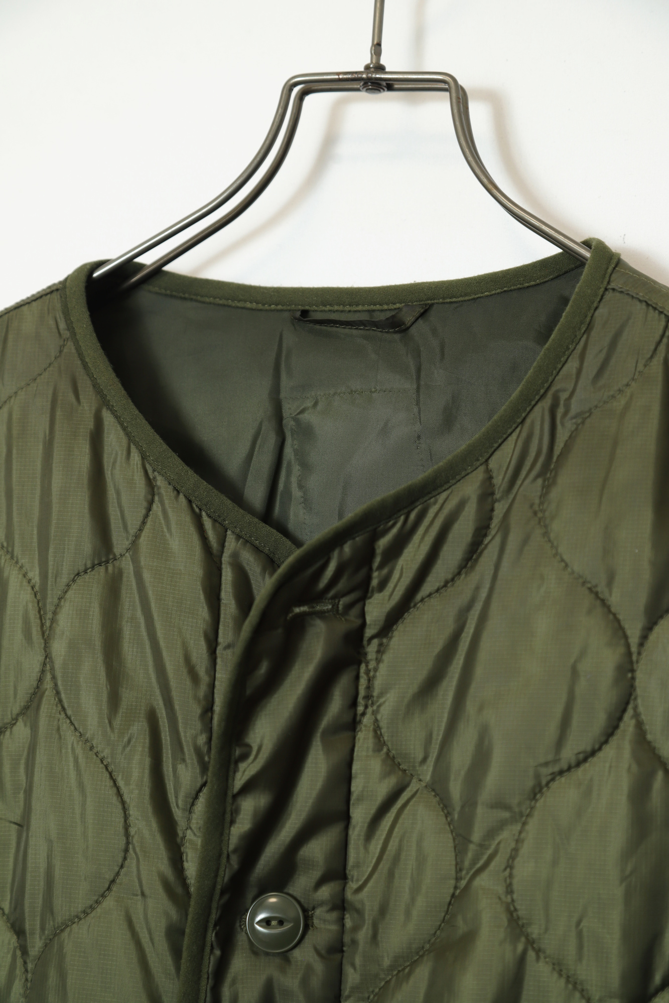 Alternative view of VINTAGE MILITARY QUILTING JACKET/L